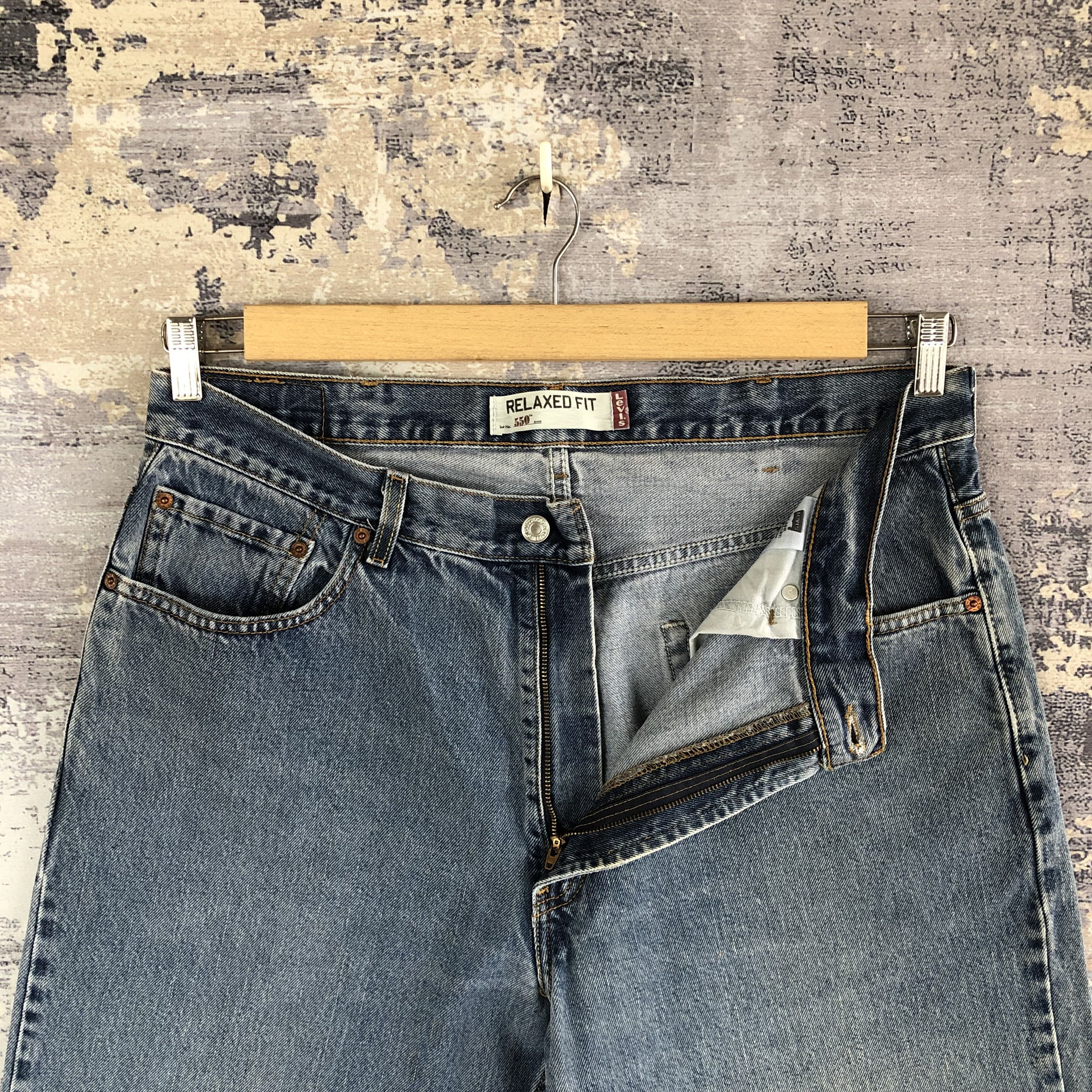 Levi's Vintage Levis 550 Baggy Jeans Levi's Faded Wash Denim Size US 36 / EU 52 - 6 Thumbnail