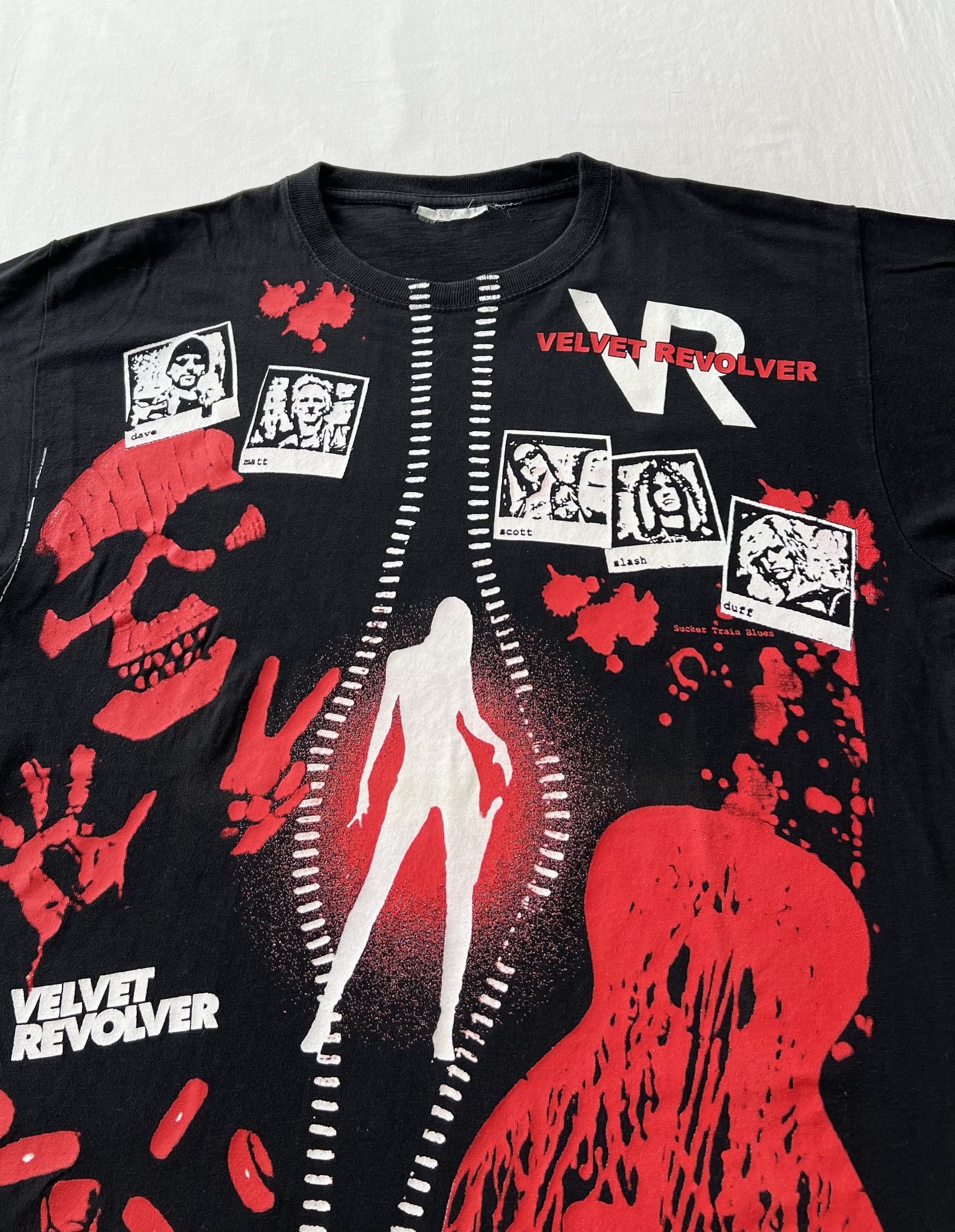Band Tees Vintage 2000s Velvet Revolver Sexy Girl Black T-shirt Size US L / EU 52-54 / 3 - 4 Thumbnail