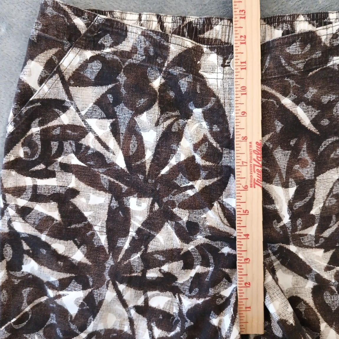 Vintage Chico's Capri Pants Womens Regular Size 3 Gray Floral Cotton Blend Wide-Leg Pockets Credit: 22" Inseam Size 26" / US 2 / IT 38 - 4 Thumbnail