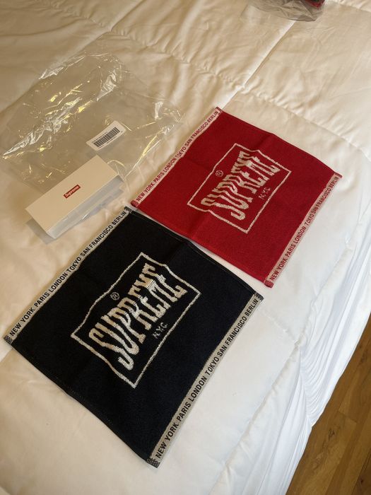 Supreme SUPREME SQUARE MINI TOWELS (SET OF 2) | Grailed