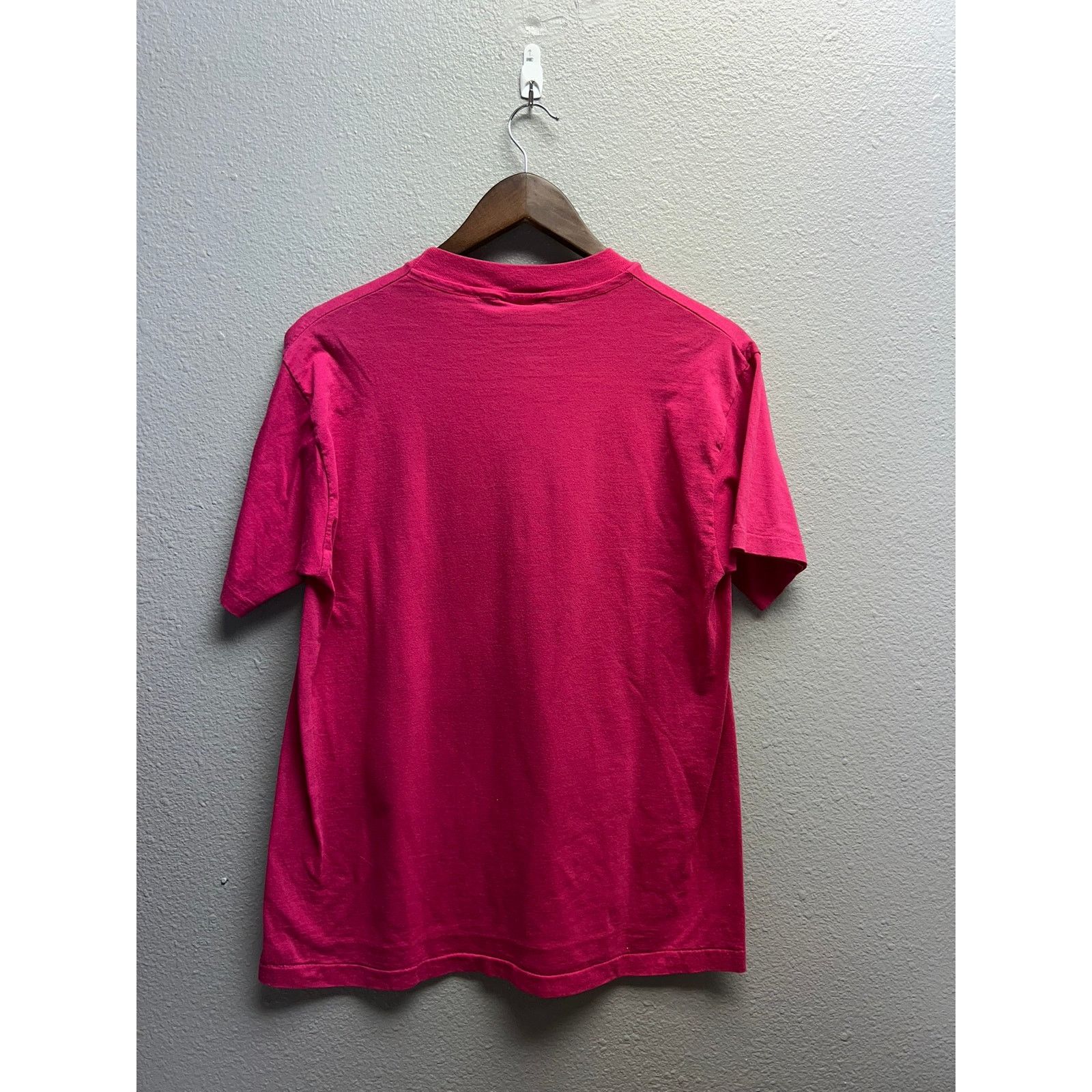 Vintage Vintage Surf Shirt Sun Sportswear Videographic Video Pink L Size US L / EU 52-54 / 3 - 9 Thumbnail