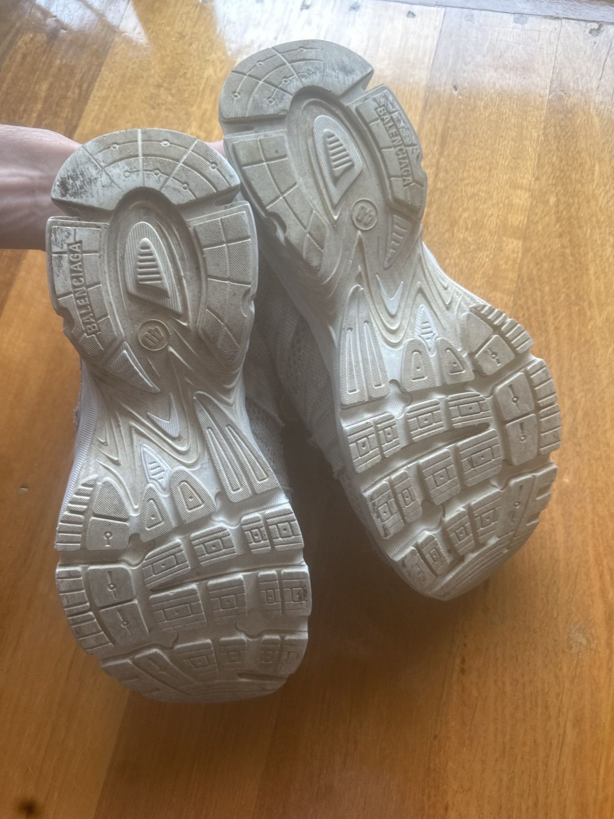 Balenciaga Balenciaga Phantoms Size US 7 / EU 40 - 6 Thumbnail