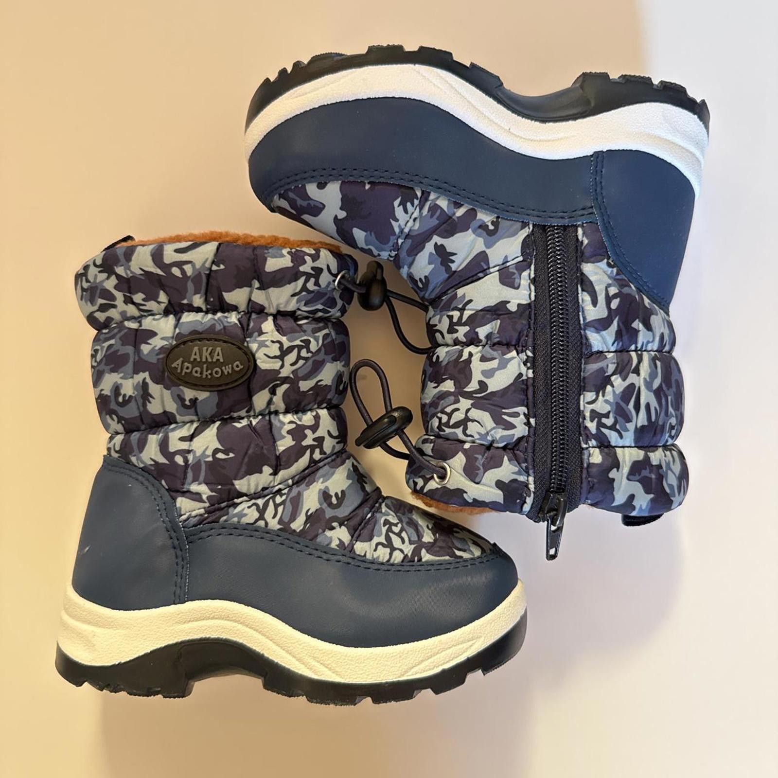 Other Boys snow boots. Size 25 Size US 5 / EU 37 - 1 Thumbnail