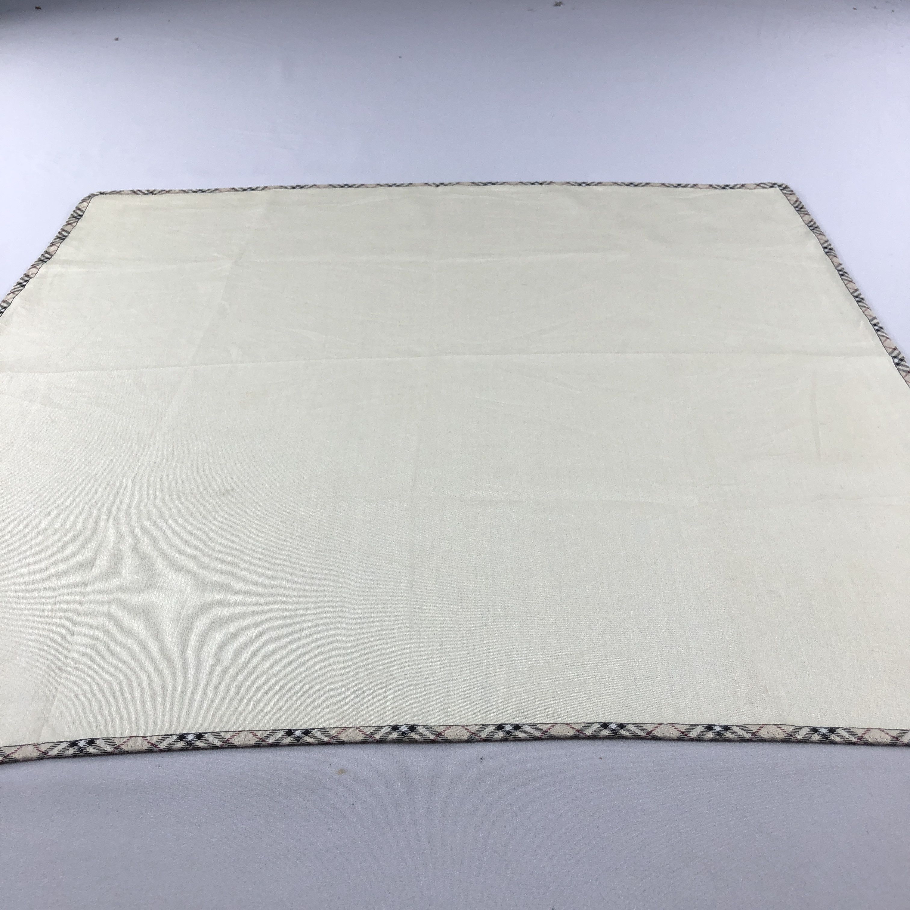 Burberry Burberry Handkerchief Neckerchief Bandana H3101 Size ONE SIZE - 4 Thumbnail