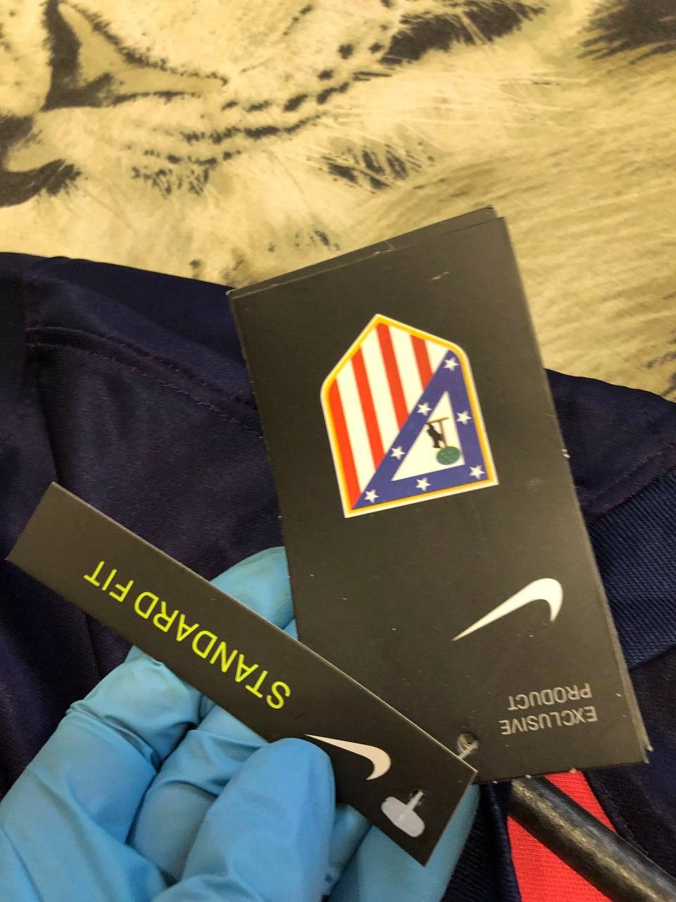 Nike Nike Football Shirt Atletico Madrid Home Soccer jersey Size US L / EU 52-54 / 3 - 7 Thumbnail