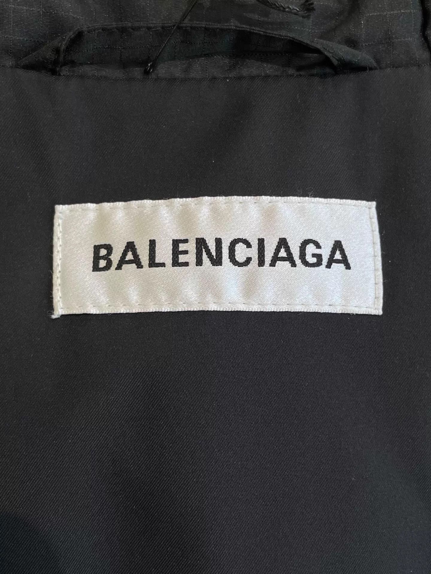 Balenciaga Balenciaga 38 black down jacket logo embroidered everyday Size XS / US 0-2 / IT 36-38 - 5 Thumbnail