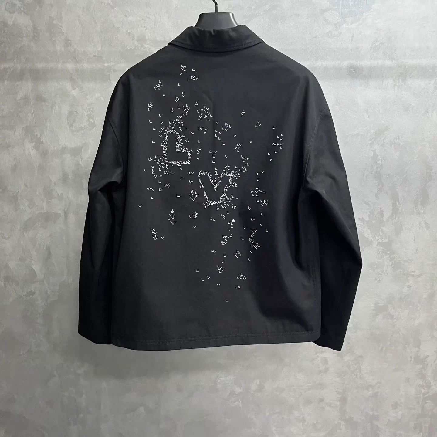 Louis Vuitton Louis Vuitton Black Logo Tech Shirt Jacket Size US M / EU 48-50 / 2 - 2 Thumbnail