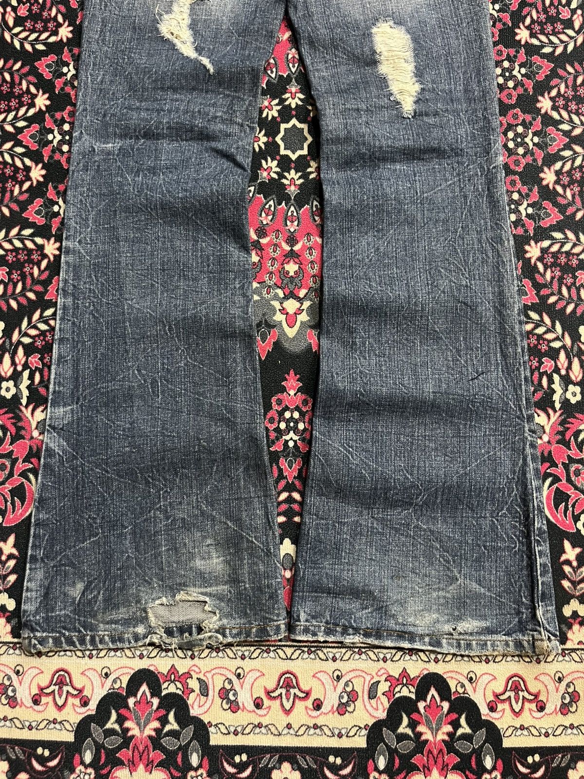 Japanese Brand Japanese Brand Ingni Distressed Blue Washed Flare Jeans Size 28" / US 6 / IT 42 - 9 Thumbnail
