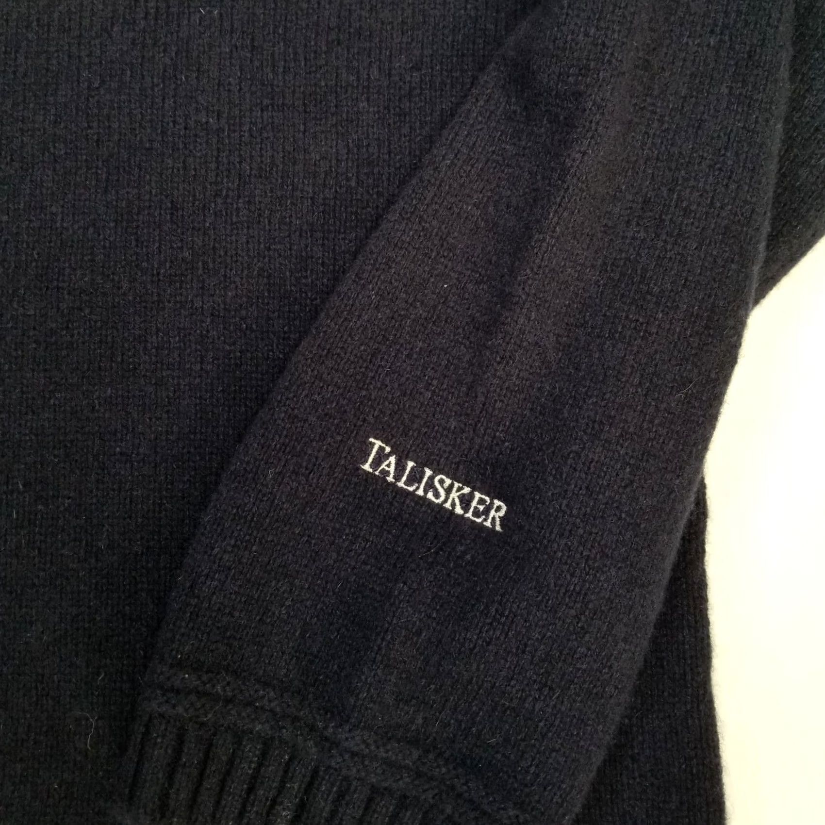 La Ligne Sweater Men's 1XL Navy Blue 100% Cashmere Crew Neck Talisker Sleeve, Men's — image 6 of 6