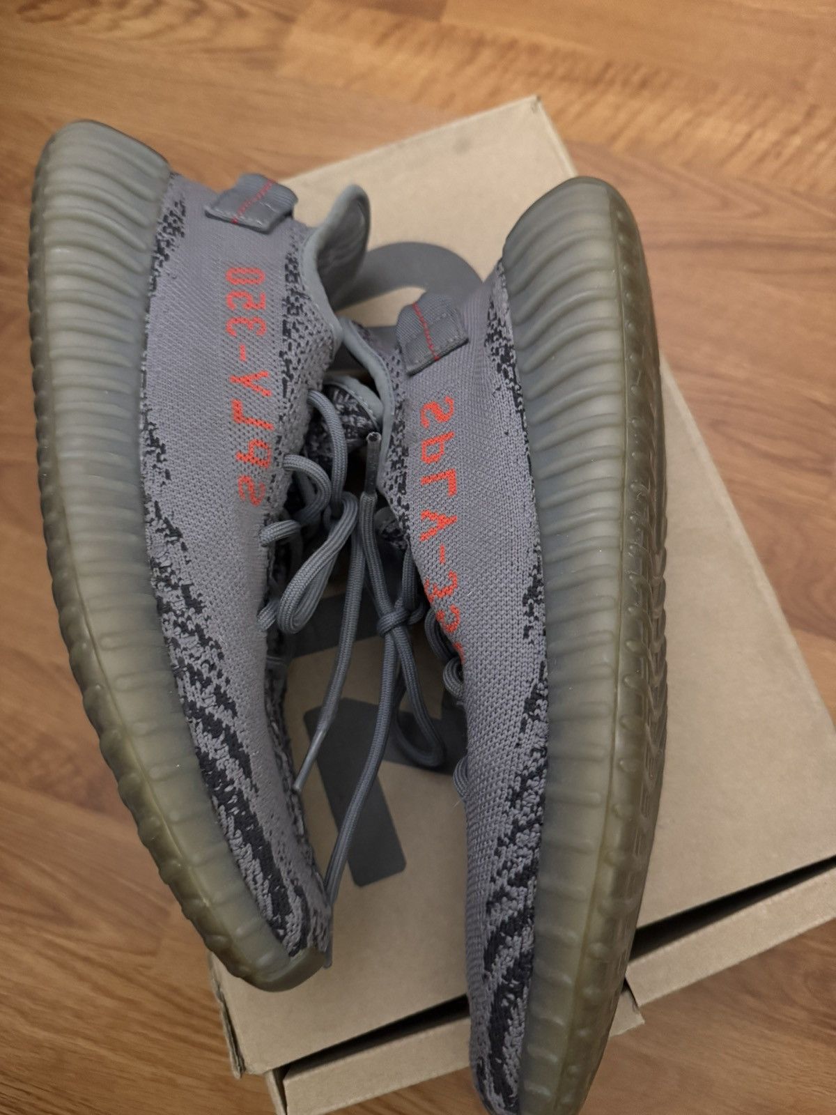 Yeezy Beluga 2.0 Size US 10 / EU 43 - 5 Thumbnail