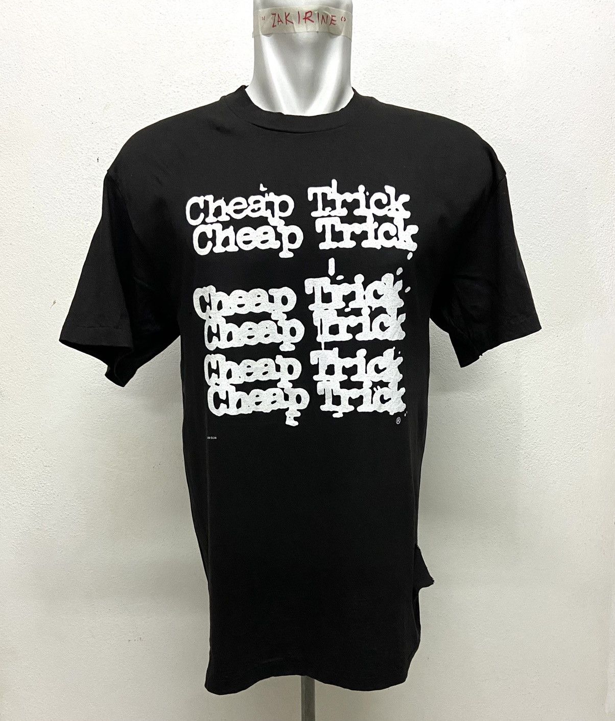 Band Tees × Vintage VINTAGE DISTRESSED CHEAP TRICK TEE Size US L / EU 52-54 / 3 - 3 Thumbnail