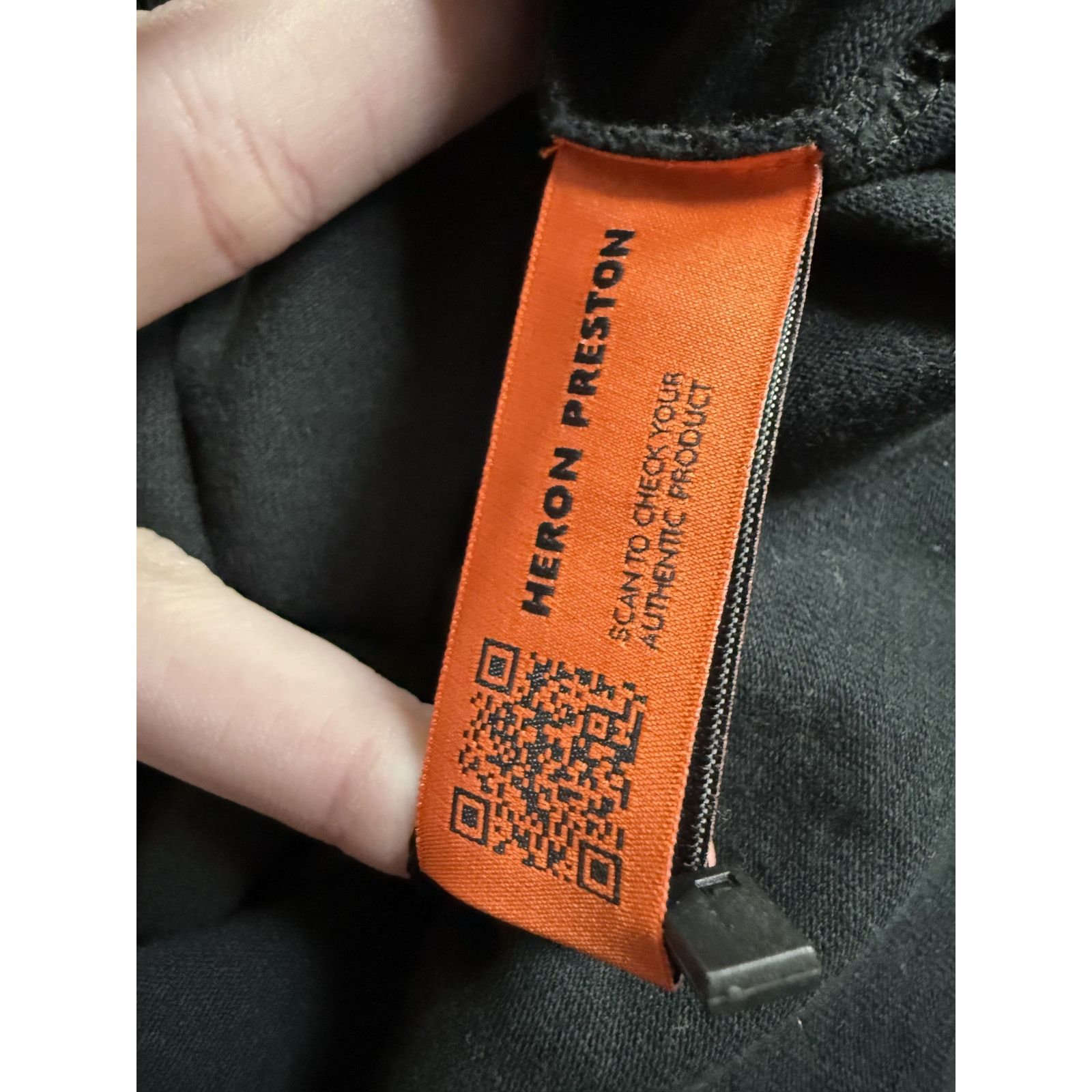 Heron Preston Heron Preston Milan LS Black Baby Blue Used Medium Size US M / EU 48-50 / 2 - 7 Thumbnail