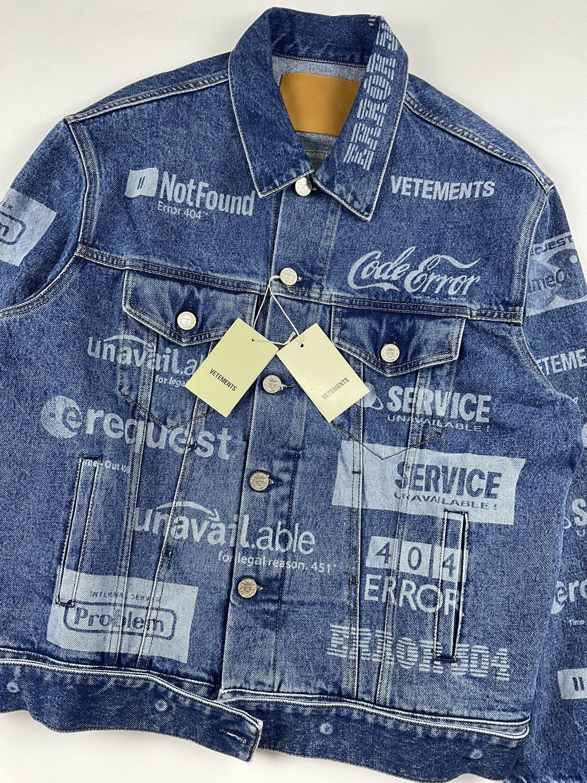 Vetements Vetements F/W'19 Error-Print Denim Jacket Size US M / EU 48-50 / 2 - 7 Thumbnail