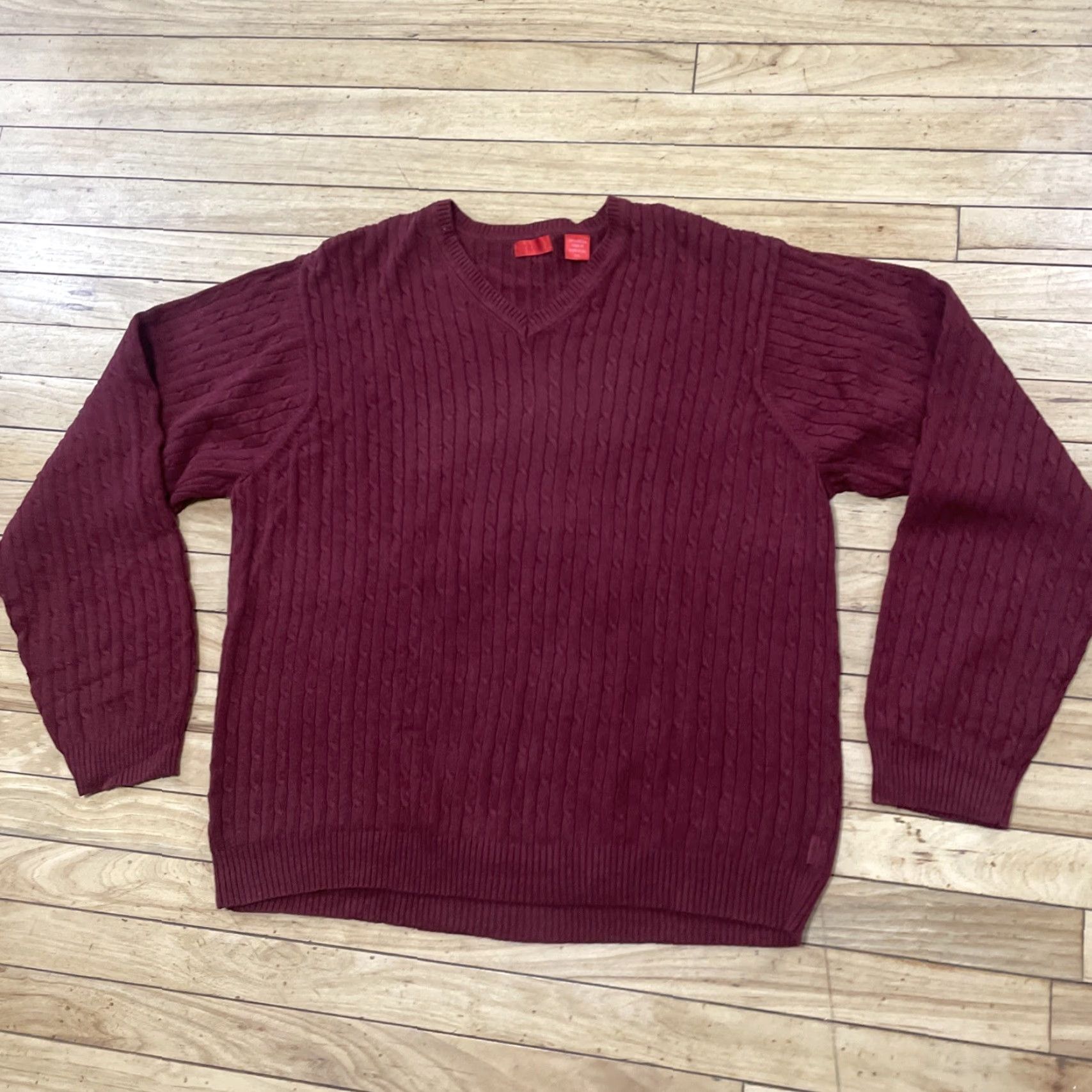 Izod VINTAGE Izod Sweater Men 2XL Cable-Knit V-Neck Maroon Red 80s 90s Old Money Pullover Womens Mens Boys Girls? Size US XXL / EU 58 / 5 - 2 Thumbnail