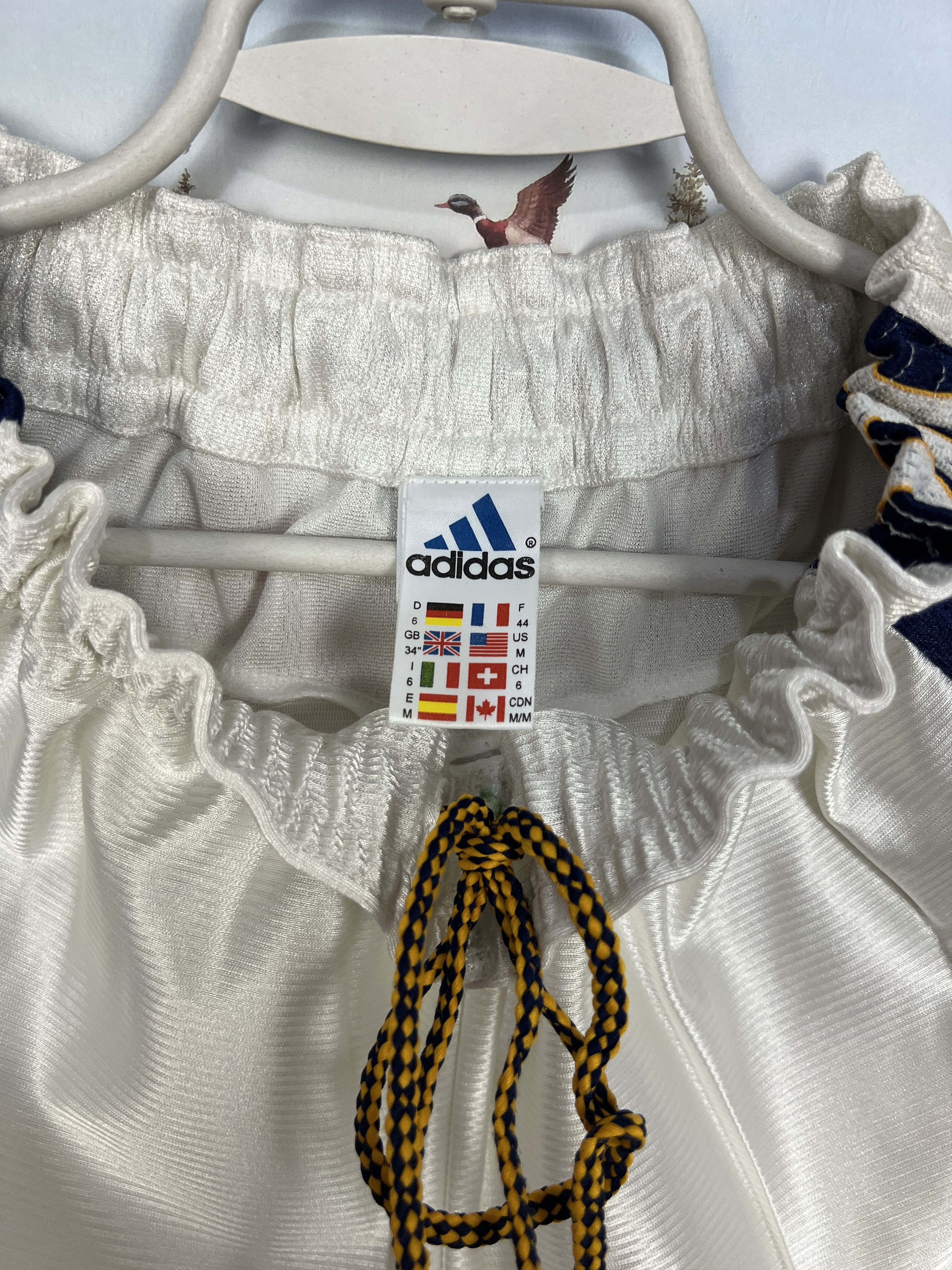 Adidas Vintage 90's Adidas Real Madrid Football White Shorts M Size US 32 / EU 48 - 7 Thumbnail