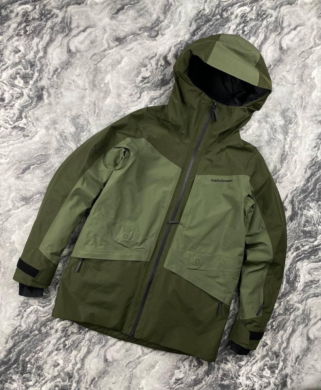 Peak Performance Peak Performance Gravity 2L Gore-Tex Windbreaker Jacket Size S / US 4 / IT 40 - 1 Thumbnail