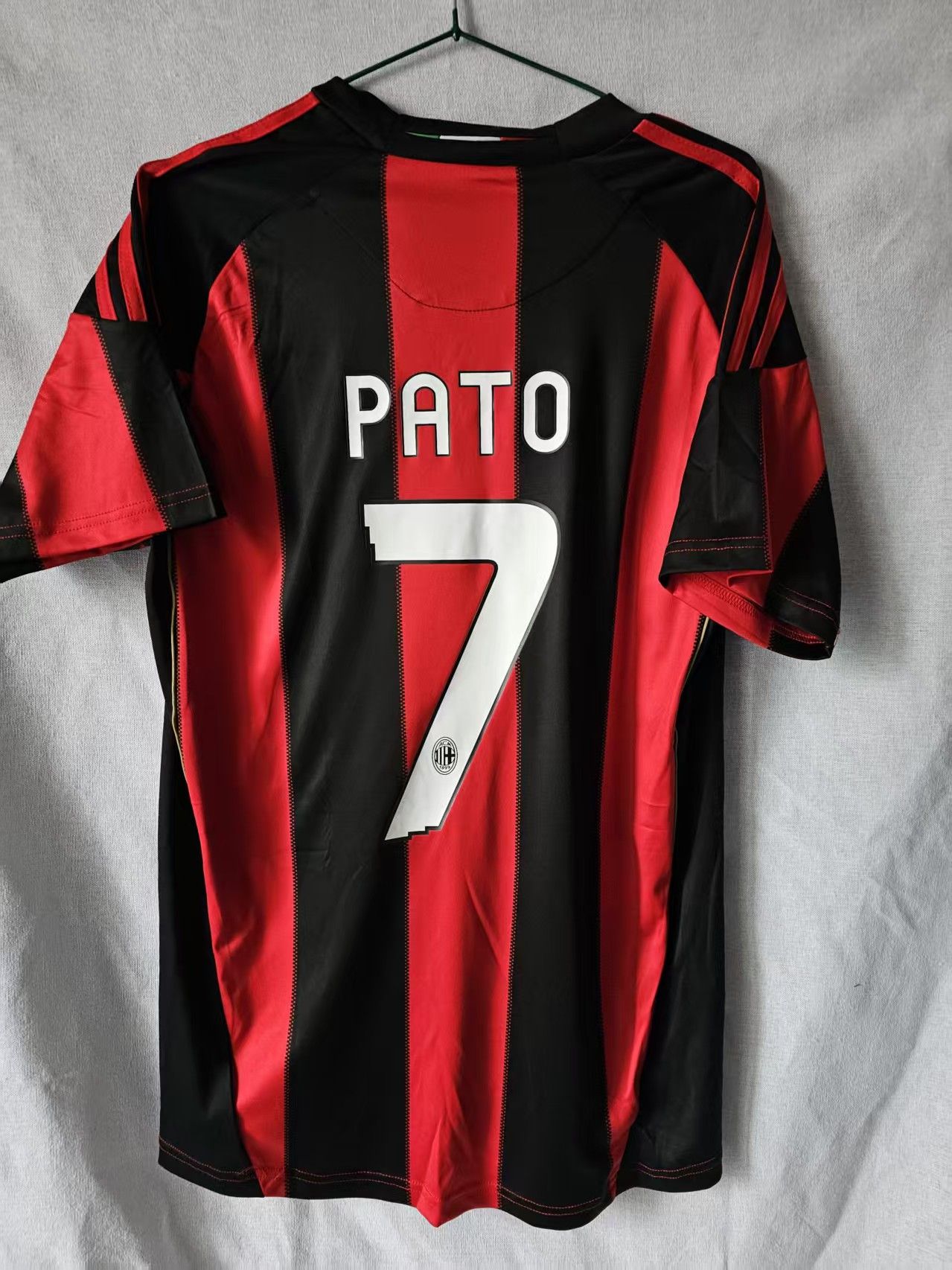Other 2010 11 AC Milan #7 Alexandre Pato Jersey Size US XL / EU 56 / 4 - 1 Thumbnail