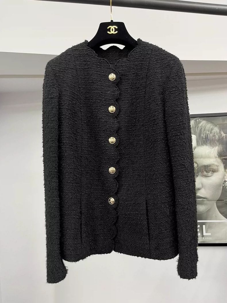 Chanel Chanel Black Gold Button Wave Edge Coat - dmc Size US M / EU 48-50 / 2 - 1 Thumbnail