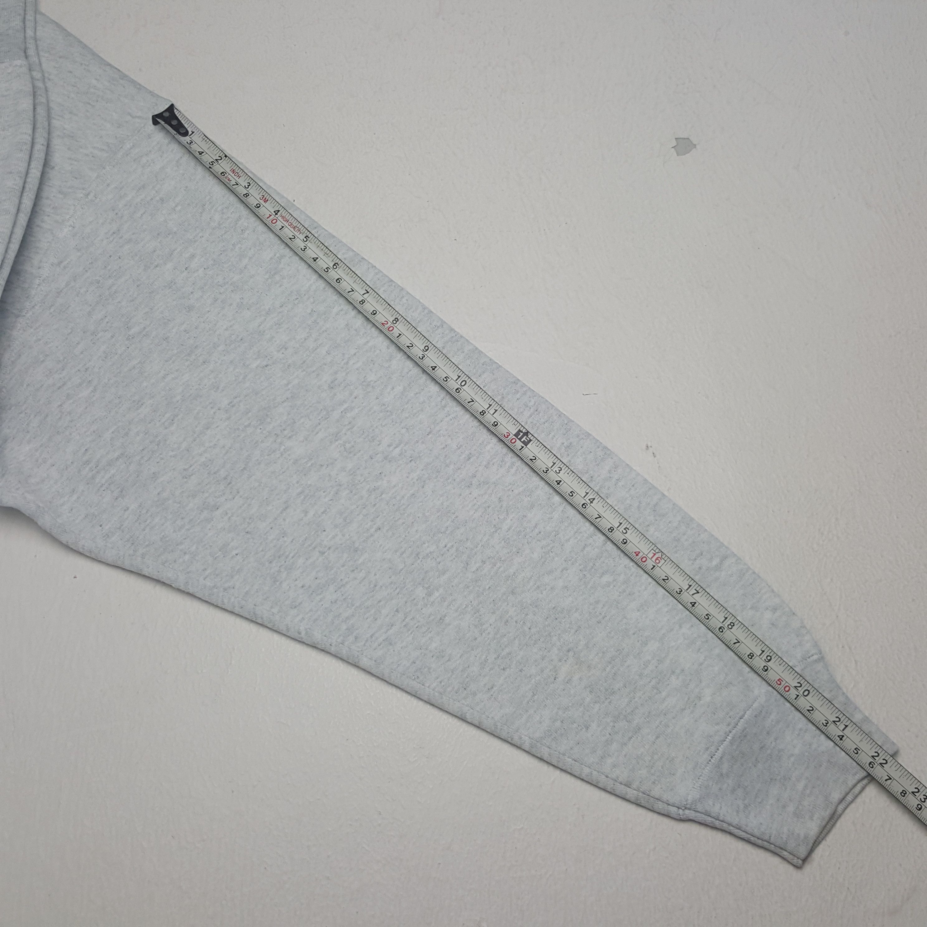 Disney × Mickey & Co. × Vintage Vintage Mickey & Co Disney Sweatshirt Size US M / EU 48-50 / 2 - 6 Thumbnail