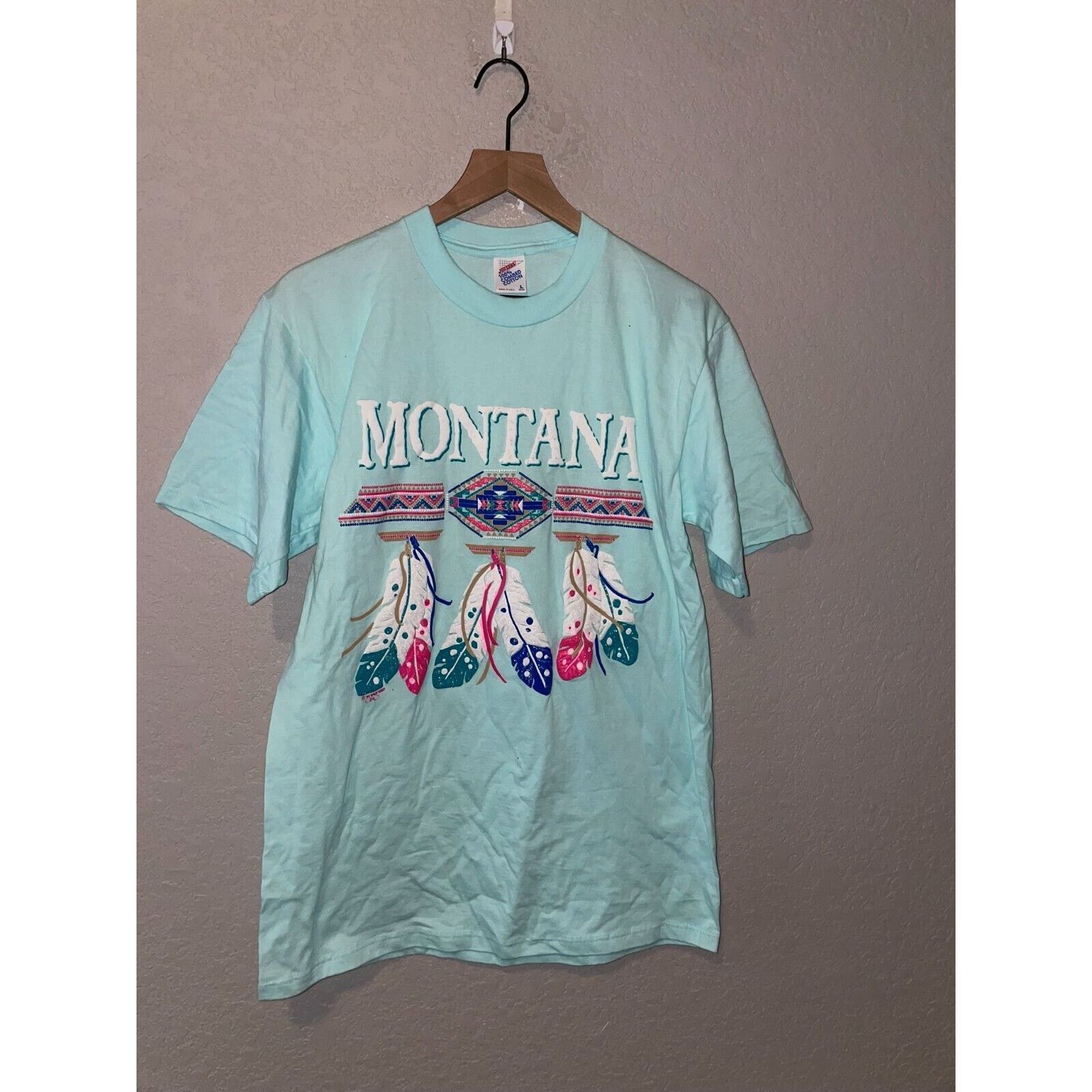 Jerzees Vintage Montana Shirt Native American Feather Tee VTG 90s L Size US L / EU 52-54 / 3 - 1 Thumbnail