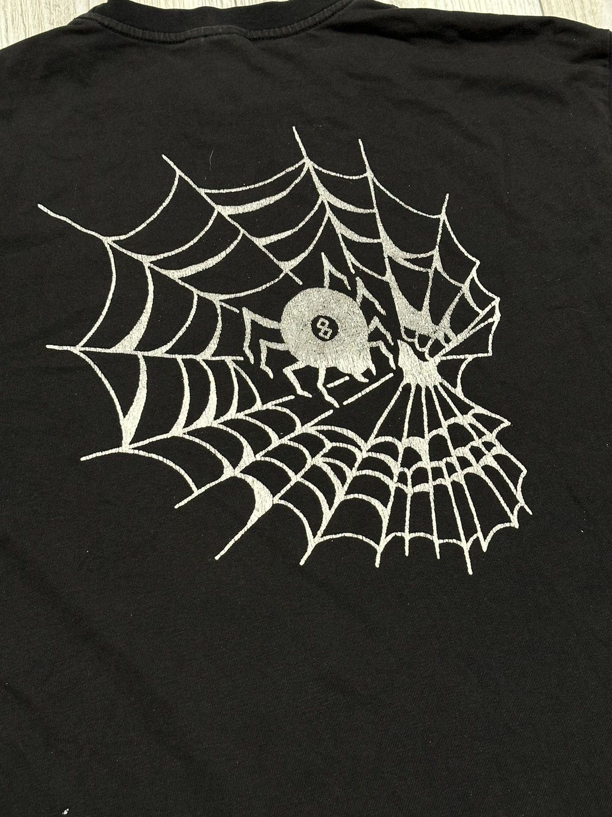 Zumiez Vintage Swallows Daggers T-shirt Streetwear Size US M / EU 48-50 / 2 - 2 Thumbnail