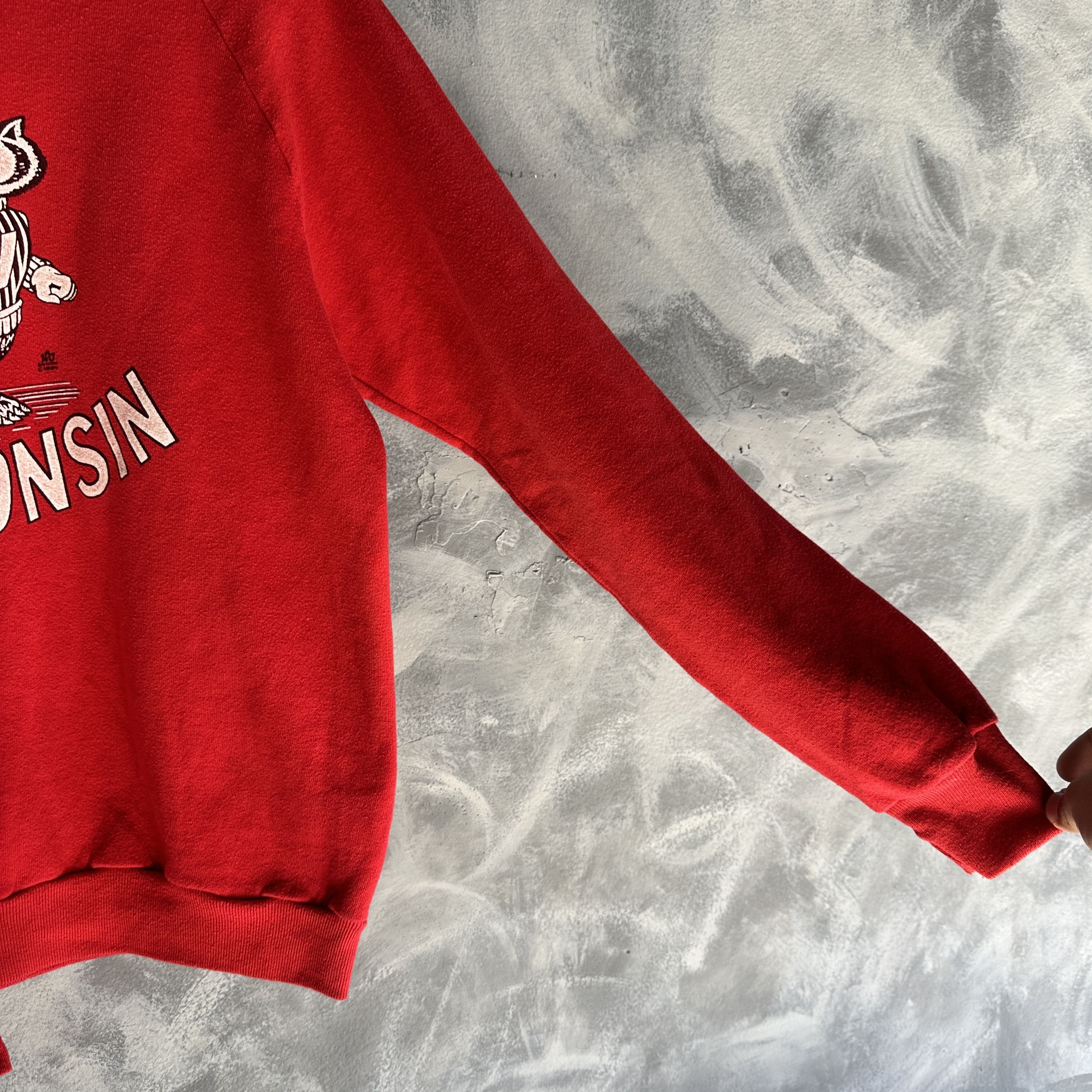 Other VINTAGE Wisconsin University Bucky Badger 2 Sided 80s Size US L / EU 52-54 / 3 - 4 Thumbnail