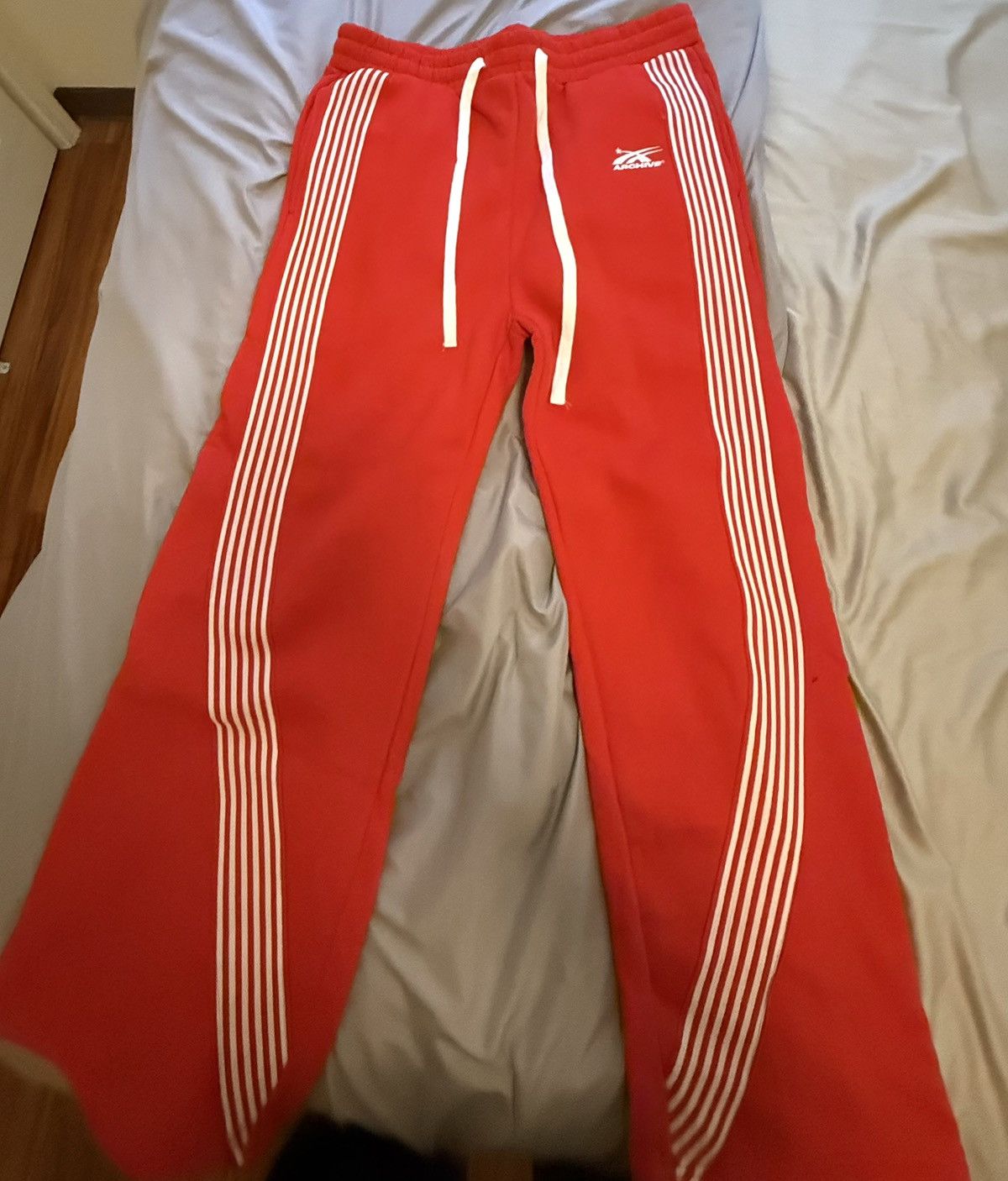 HYPEDEPT HypeDept Red Sweatpants Size L Size US 36 / EU 52 - 1 Thumbnail