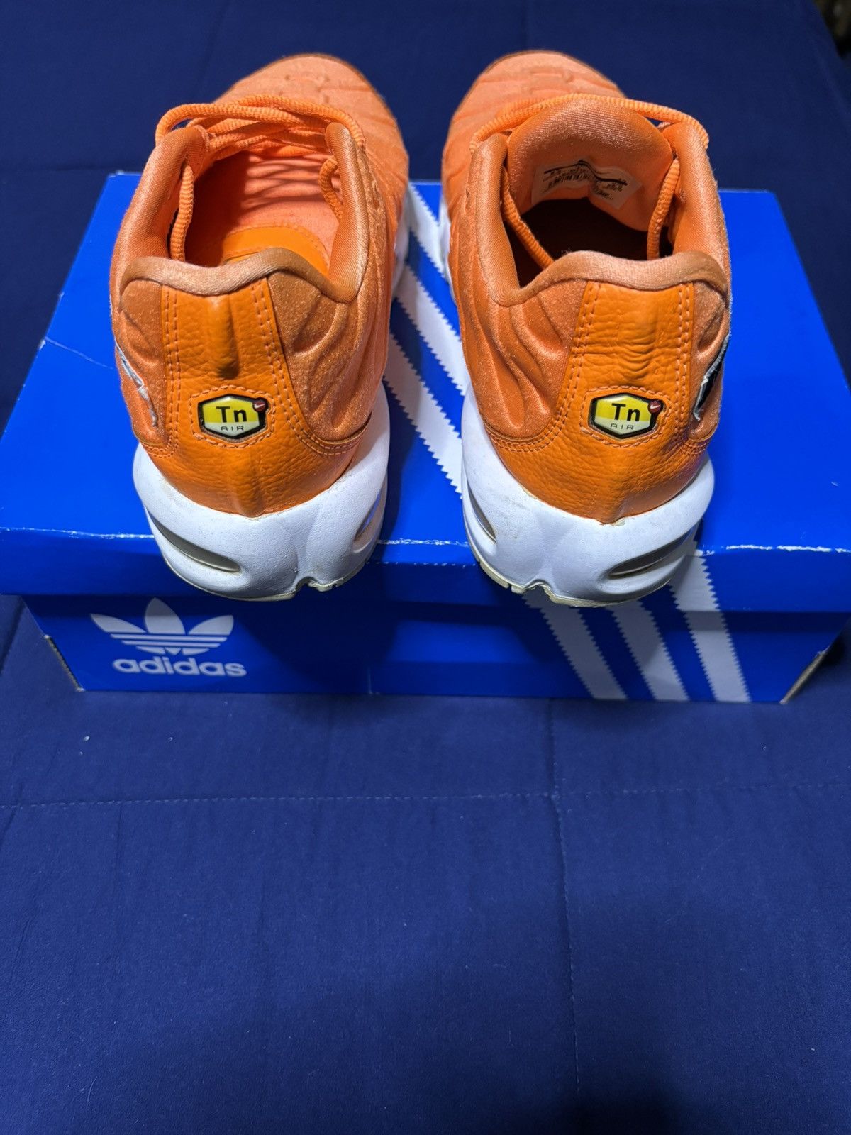 Nike Nike Air Max Plus SE Just Do It 2018 Size 8M/9.5W Size US 8 / EU 41 - 4 Thumbnail