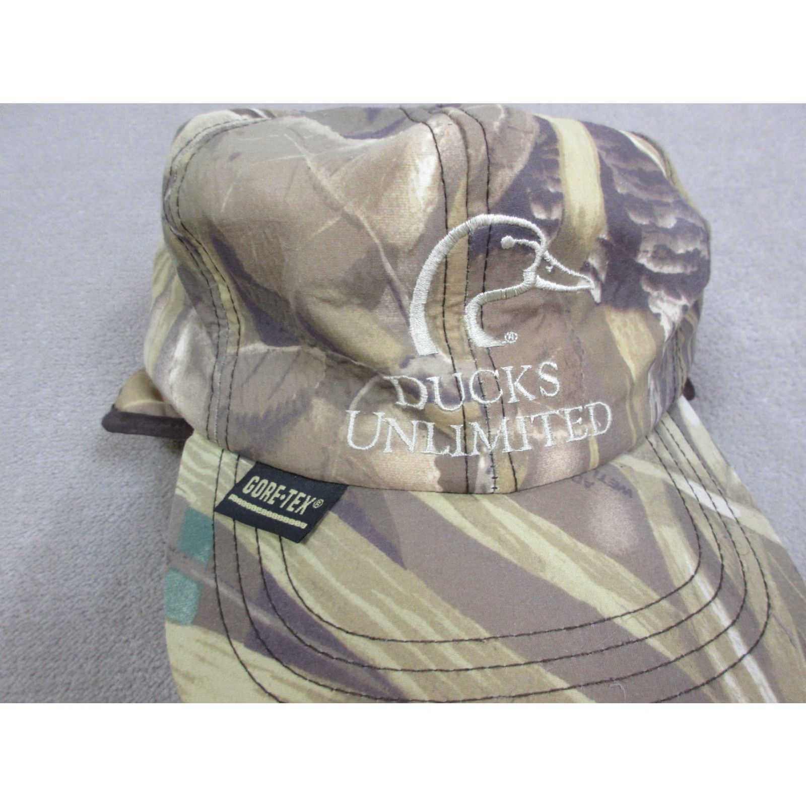 Vintage VINTAGE Ducks Unlimited Hat Cap Mens Medium Green Camo Ear Flaps Goretex USA Baseball Cap Hunting Outdoor Insulated Lined Size ONE SIZE - 2 Thumbnail