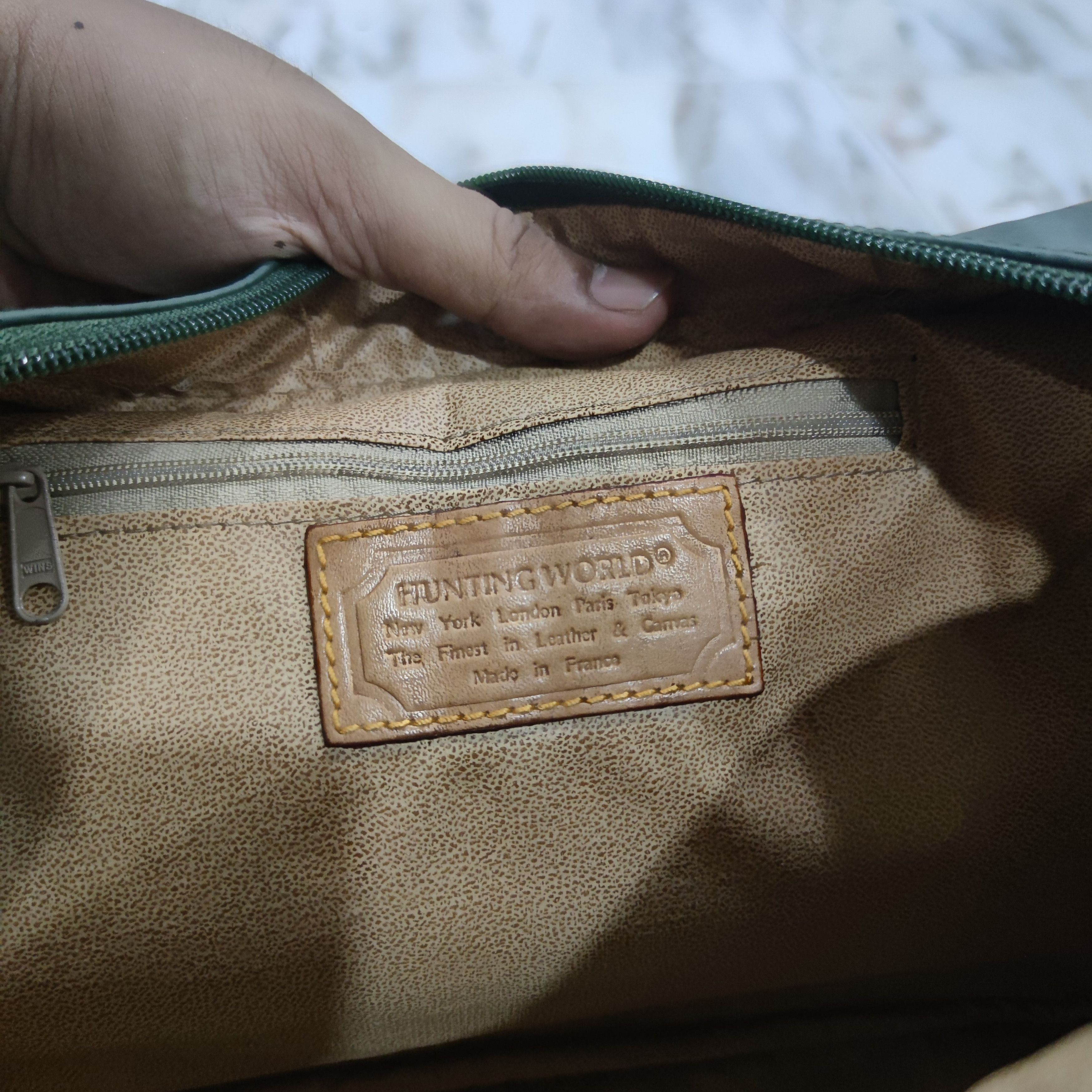 Vintage VINTAGE HUNTING WORLD MESSENGER BAG MADE IN FRANCE Size ONE SIZE - 14 Thumbnail