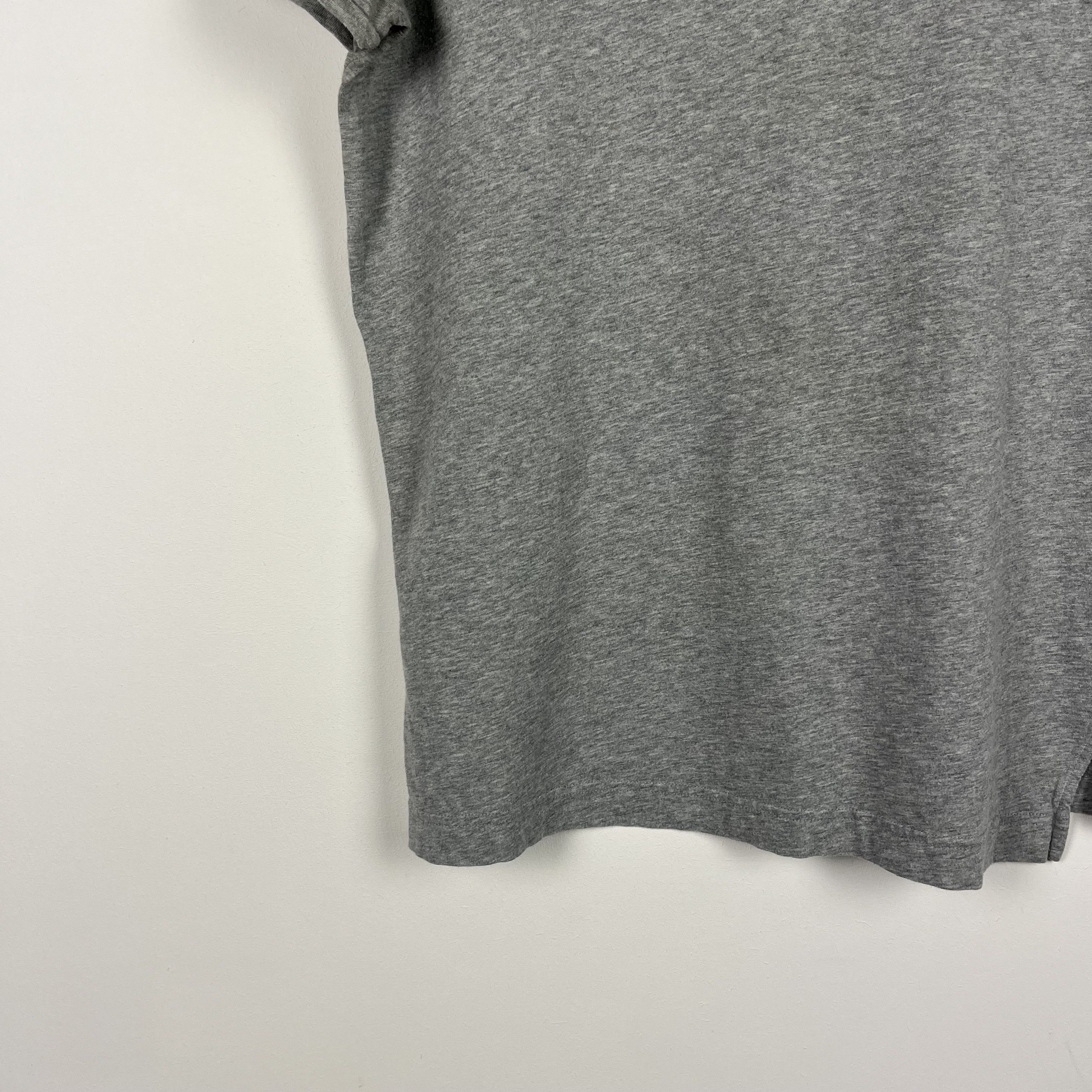 Vivienne Westwood Vivienne Westwood Embroidered Orb Logo T Shirt Size US L / EU 52-54 / 3 - 21 Thumbnail