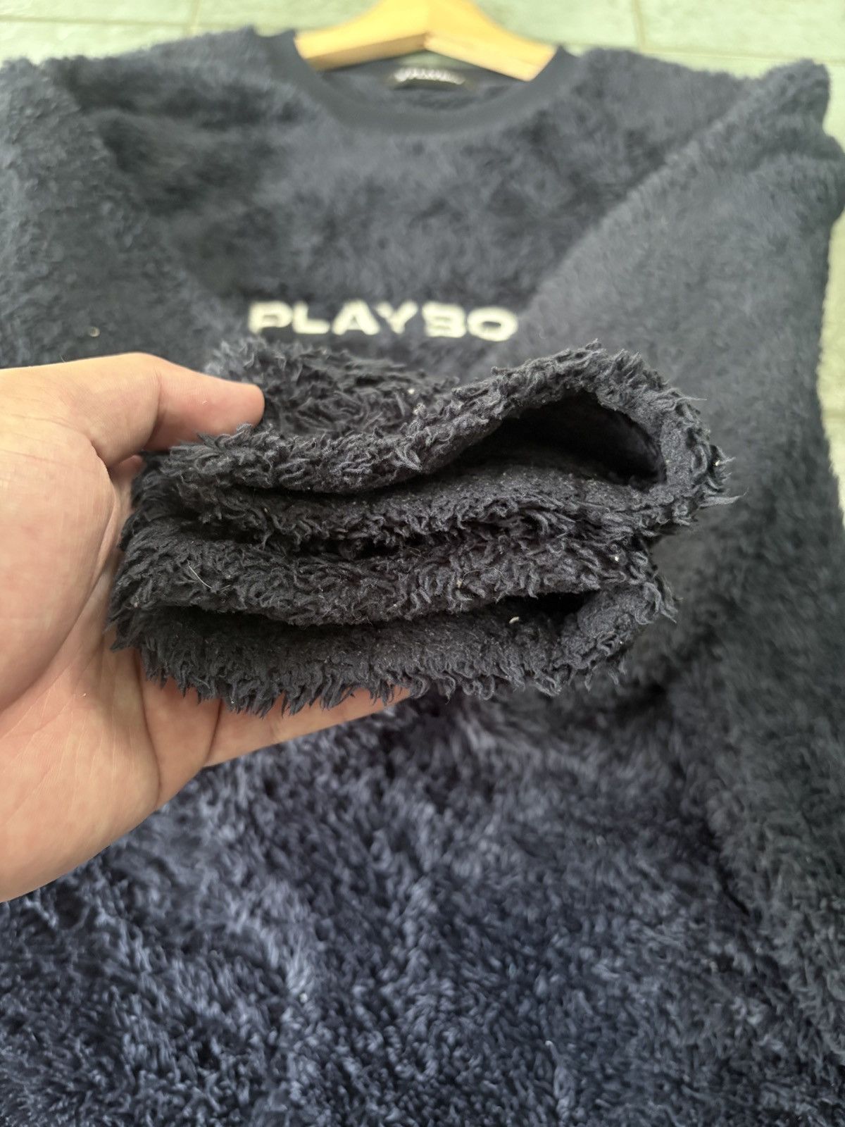 Playboy Playboy Big Logo Fluffy Fleece Crewneck Baggy Sweatshirt Size US L / EU 52-54 / 3 - 4 Thumbnail