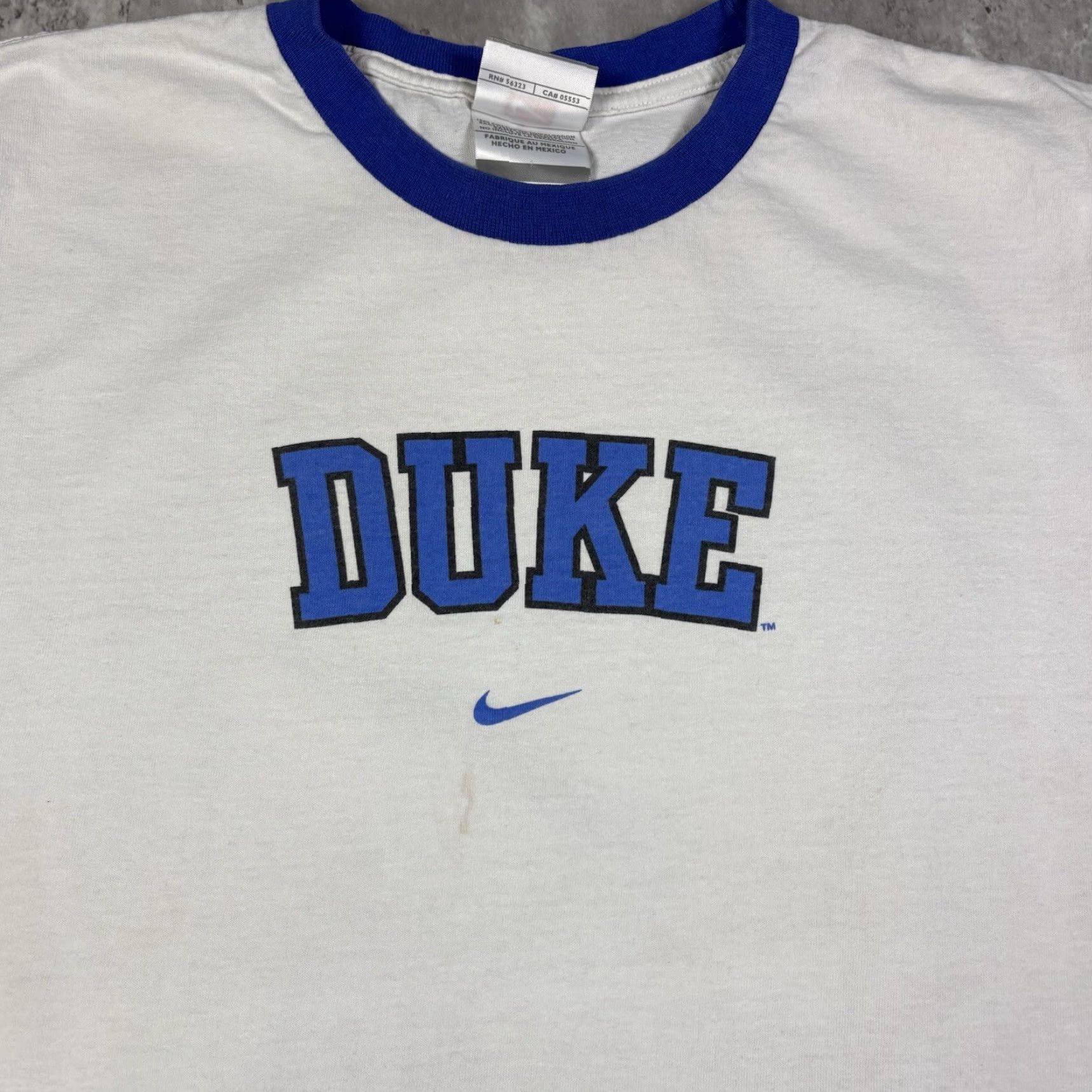 Nike VINTAGE Duke Blue Devils Nike Shirt L White 90s Graphic Tee College Basketball Swoosh Logo Size US L / EU 52-54 / 3 - 3 Thumbnail