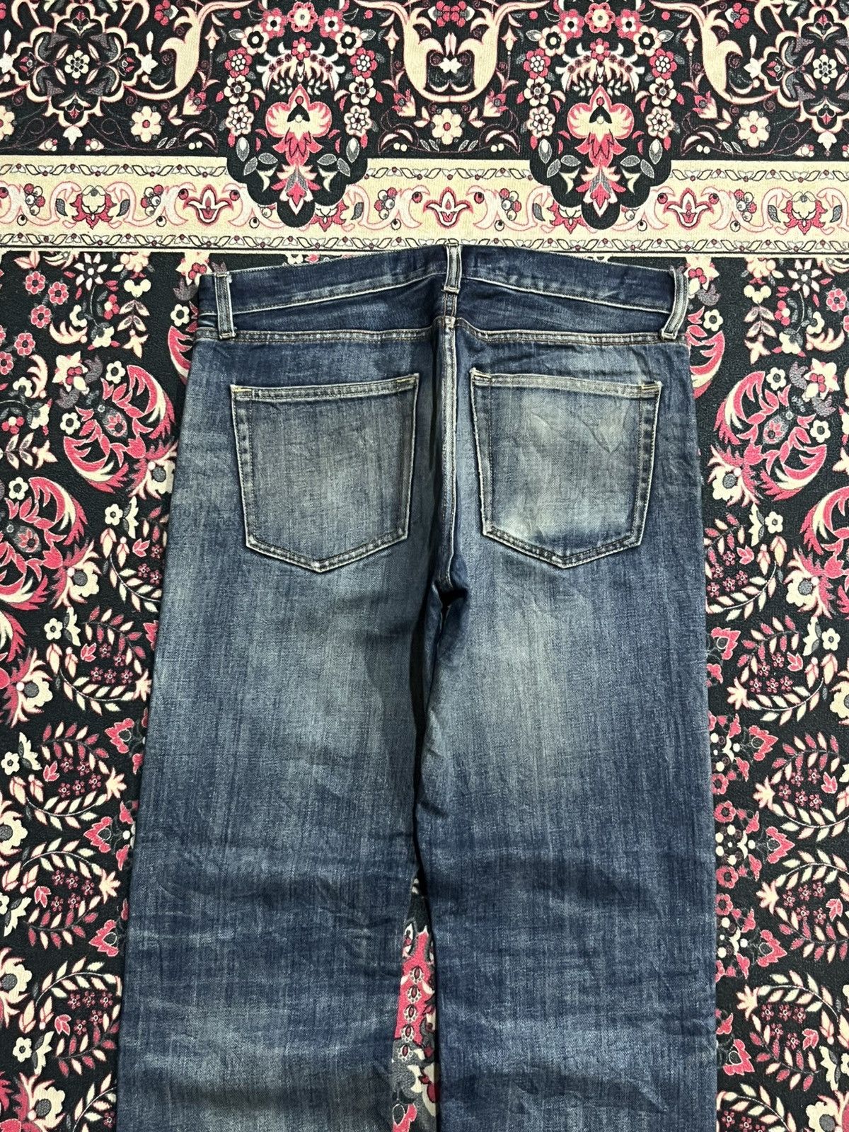 Undercover × Uniqlo Vintage Uniqlo Blue Faded Washed Straight Leg Jeans Size US 32 / EU 48 - 6 Thumbnail