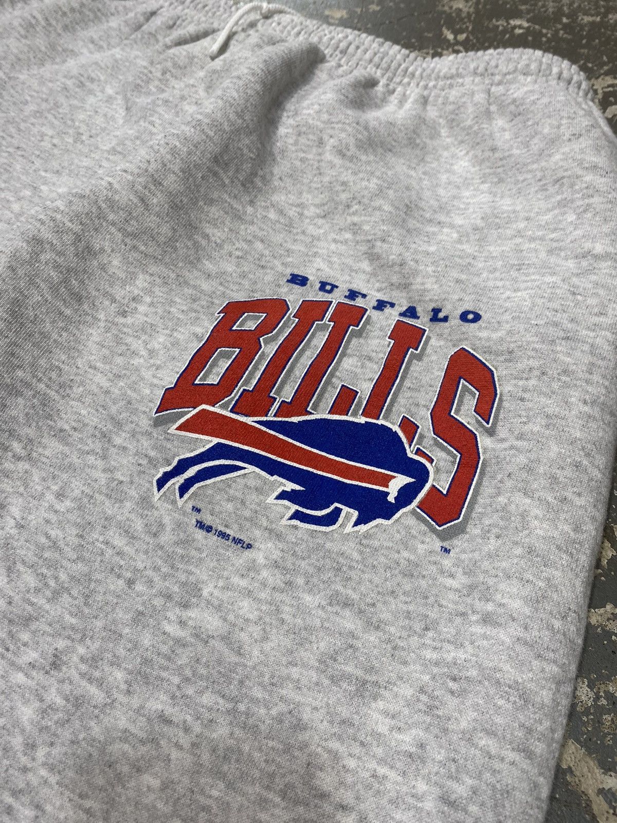 NFL × Vintage Vintage Buffalo Bills NFL Baggy SweatPants 1995 Size US 30 / EU 46 - 9 Thumbnail
