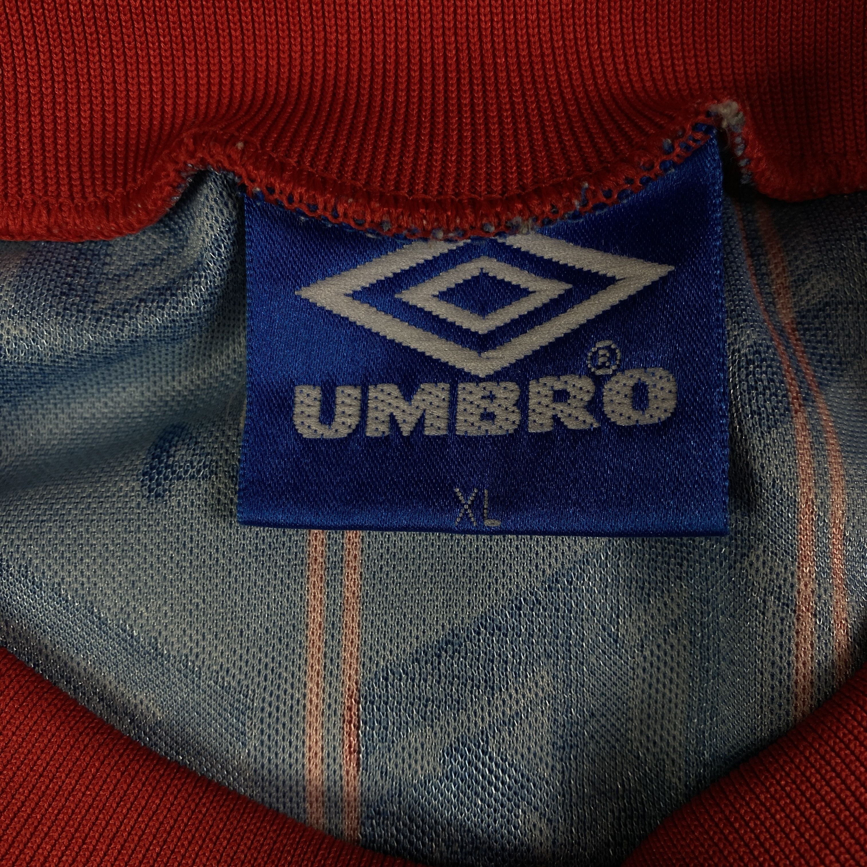 Umbro × Vintage Mens Vintage Umbro Football Training Shirt Chelsea Size XL Size US XL / EU 56 / 4 - 8 Thumbnail
