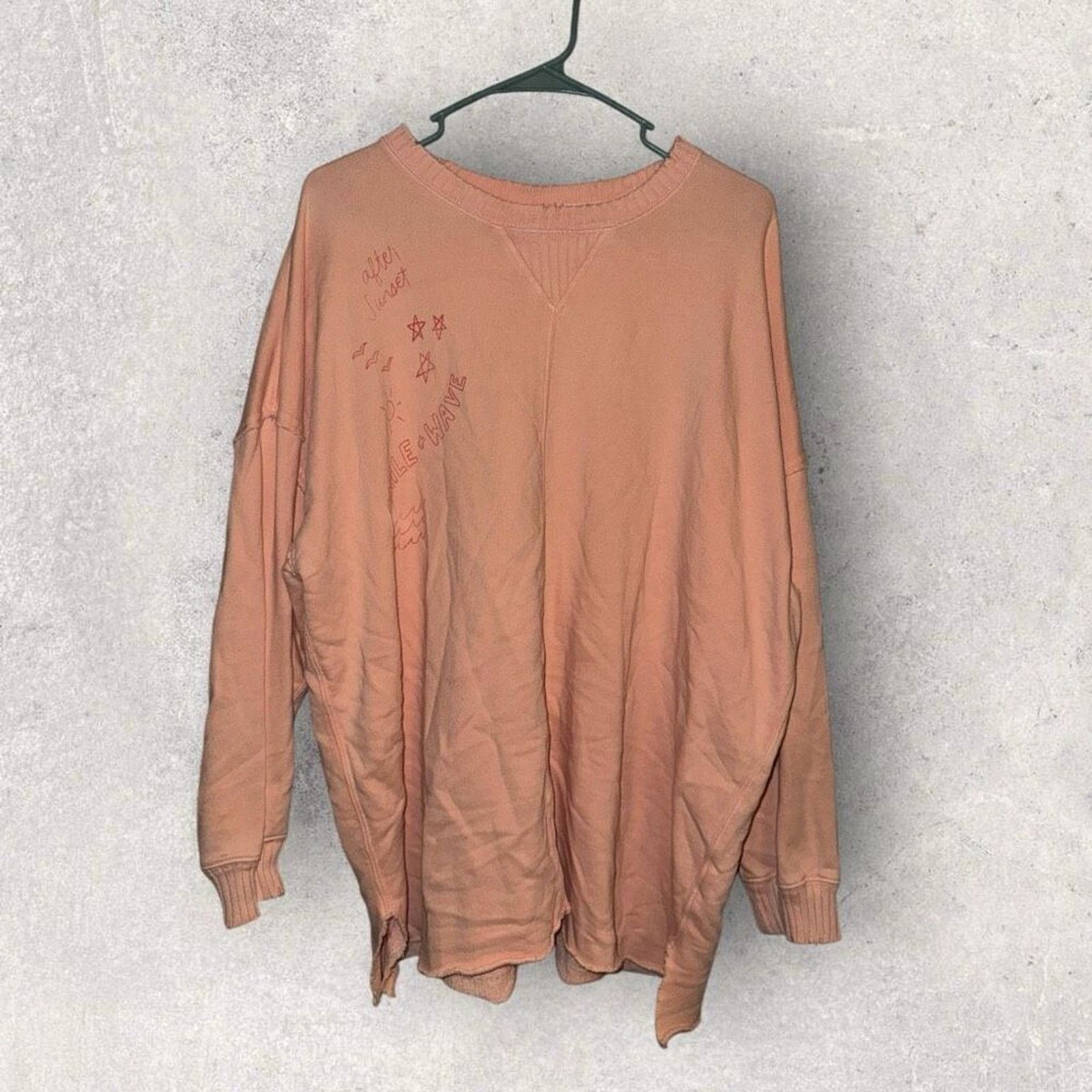 American Eagle Outfitters Aerie Peach After Sunset Distressed Sweatshirt - Medium Size M / US 6-8 / IT 42-44 - 1 Thumbnail