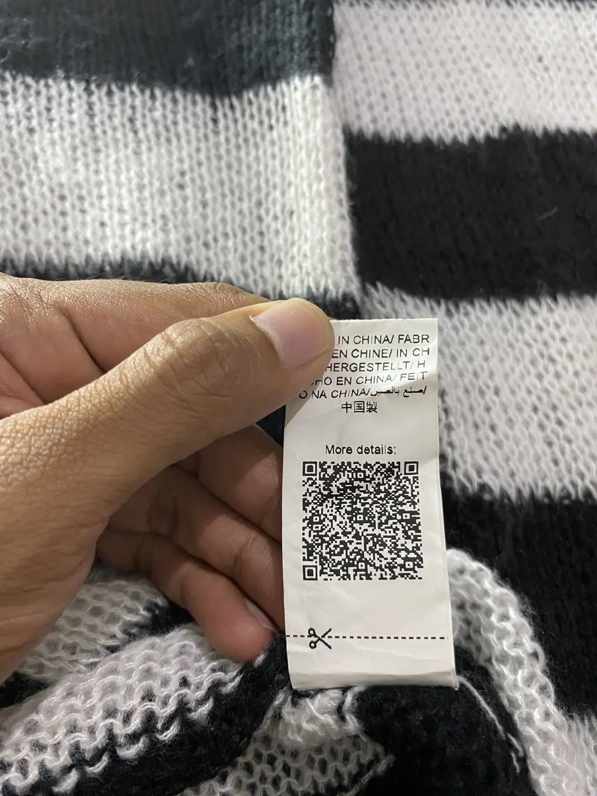 Beauty Beast 2000s junya style romwe destroyed knit seditionaries Size US L / EU 52-54 / 3 - 7 Thumbnail