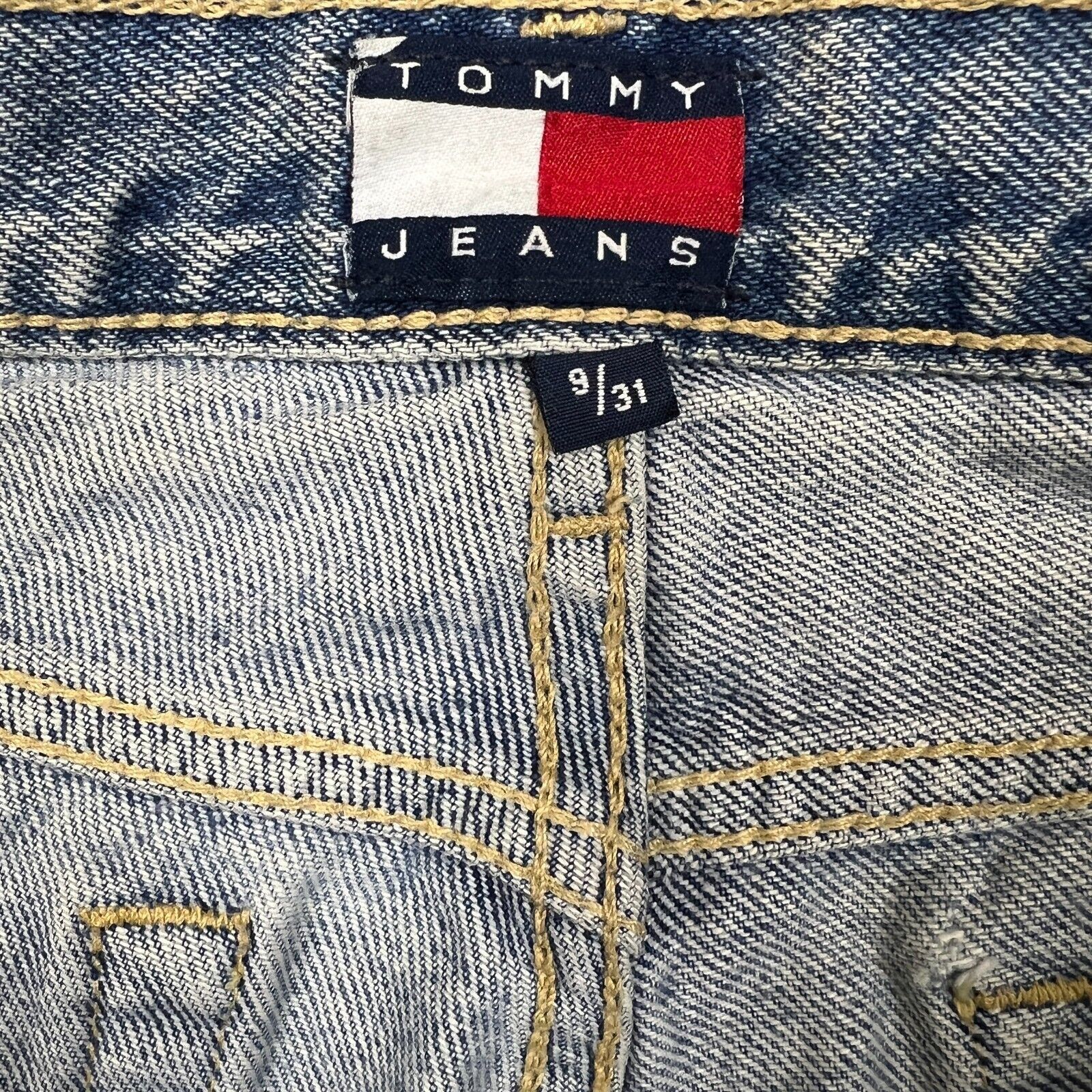 Tommy Hilfiger × Vintage Vintage 90s Tommy Hilfiger Jeans 32x29 Straight Denim Pants Size US 32 / EU 48 - 11 Thumbnail