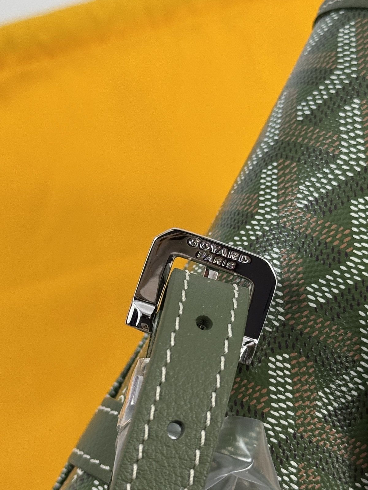 Goyard ARMY GREEN HAND PAINTED BELVEDERE PM *LIMITED EDITION* BAG Size ONE SIZE - 8 Thumbnail