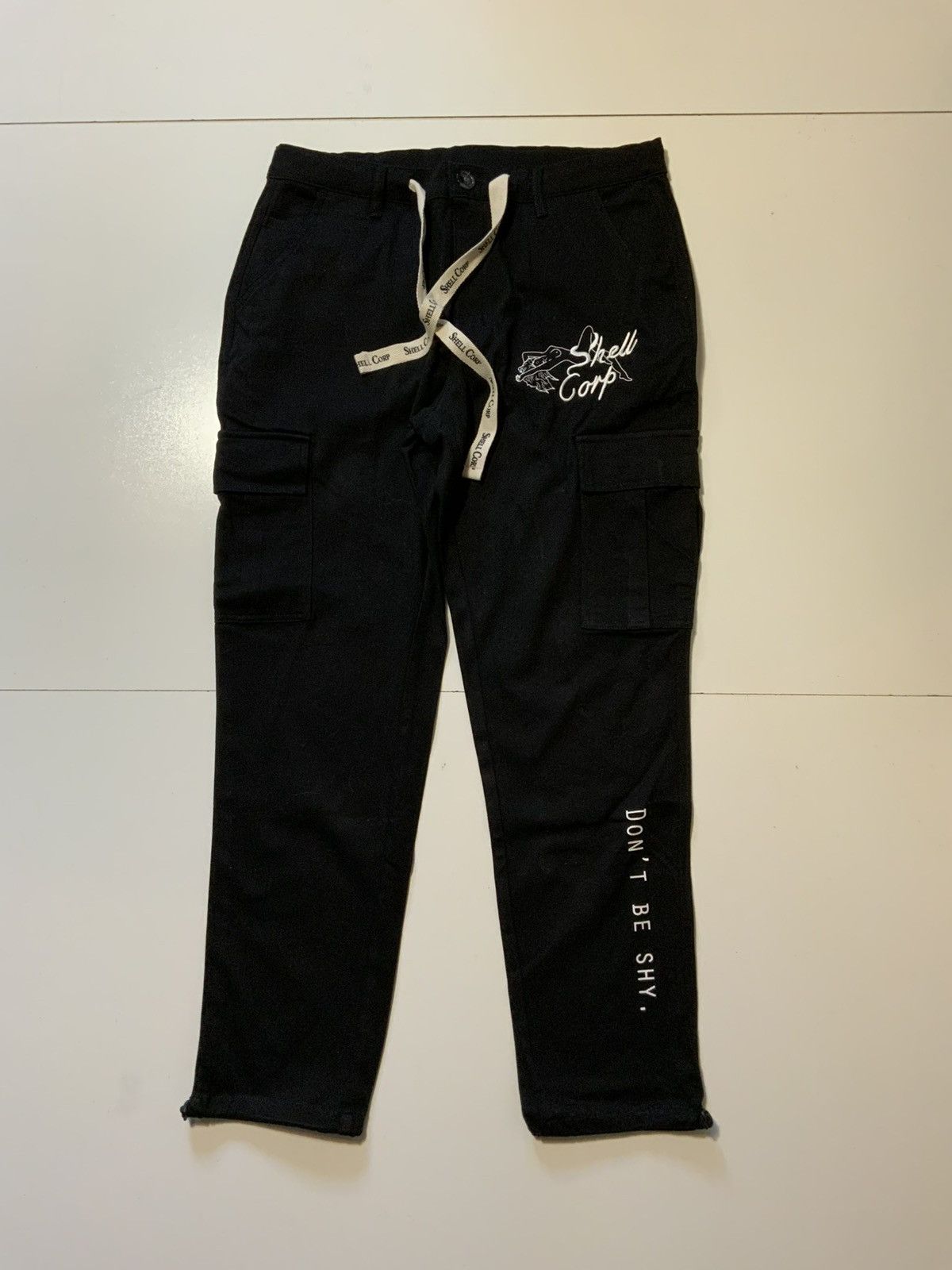 Other Shell Corp Don’t Be Shy Pin Up Girl Cargo Utility Pants Size US 34 / EU 50 - 2 Thumbnail