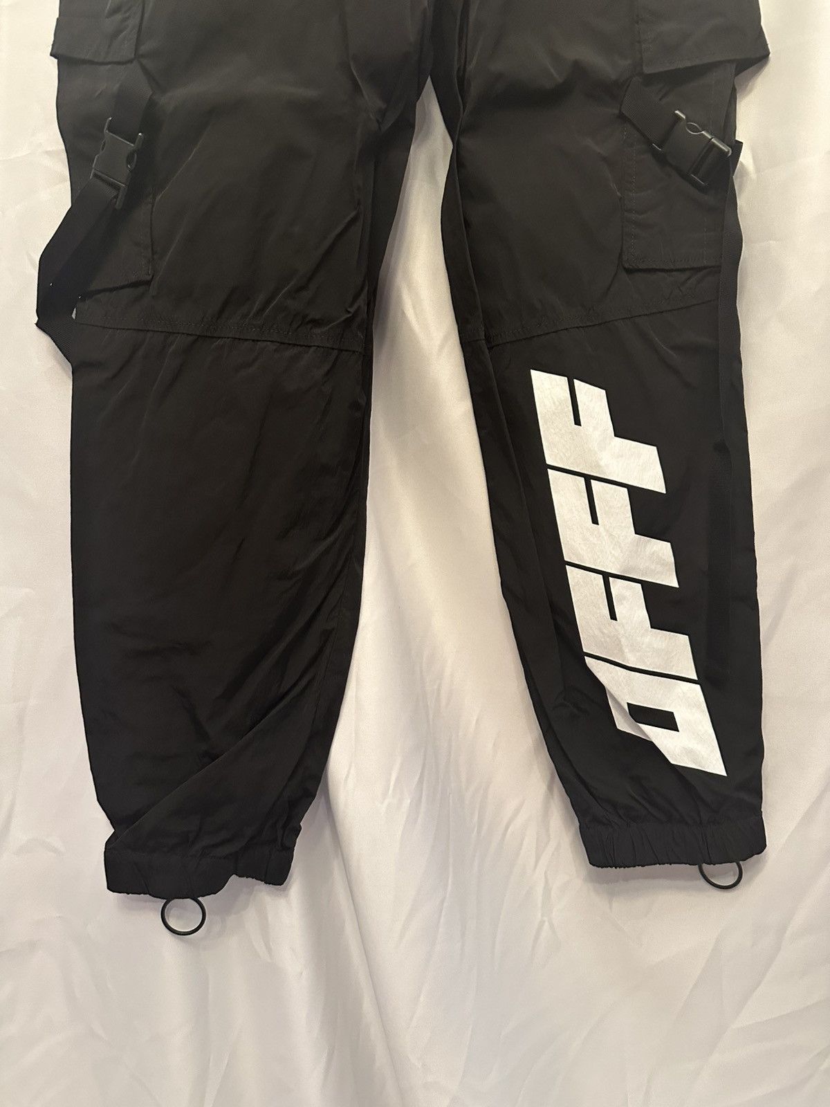 Off-White OFF WHITE CASUAL JOGGERS Size US 32 / EU 48 - 10 Thumbnail