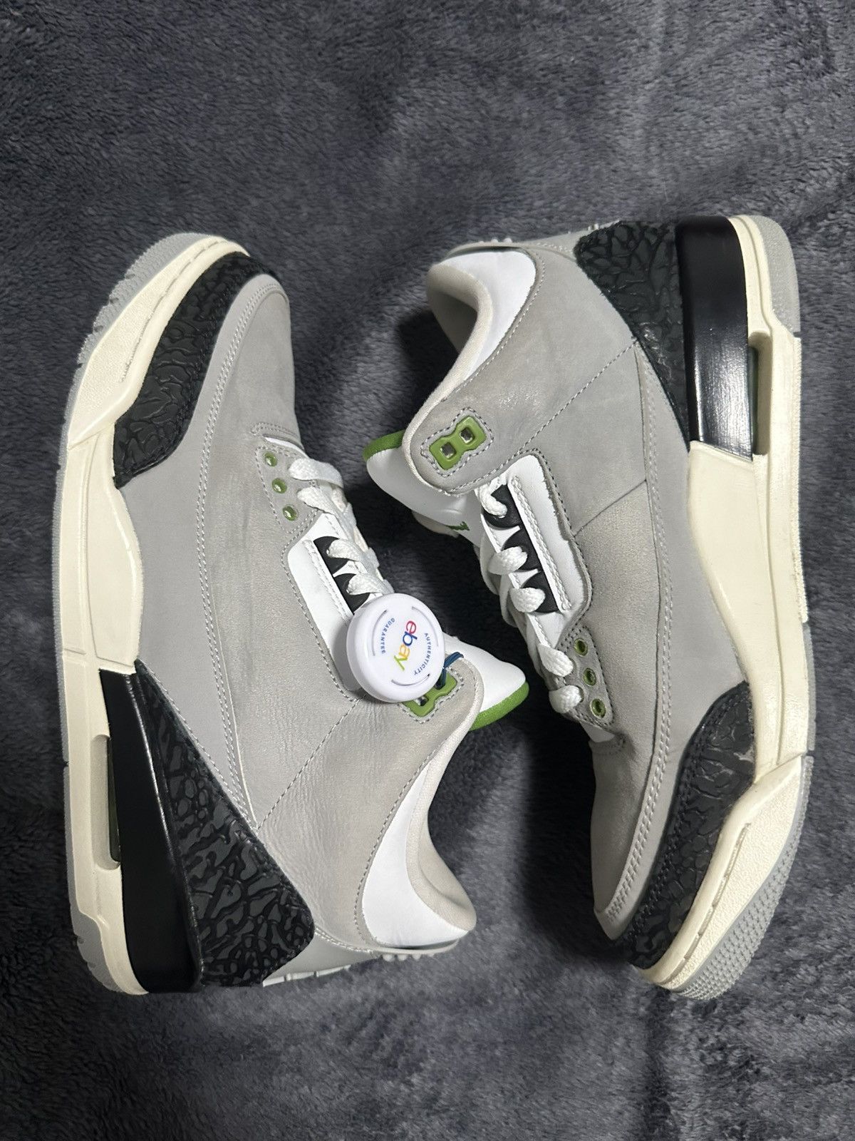 Jordan Brand × Nike ‼️‼️MUST GO‼️‼️Air Jordan 3 Retro Chlorophyll M US8.5 Size US 8.5 / EU 41-42 - 3 Thumbnail