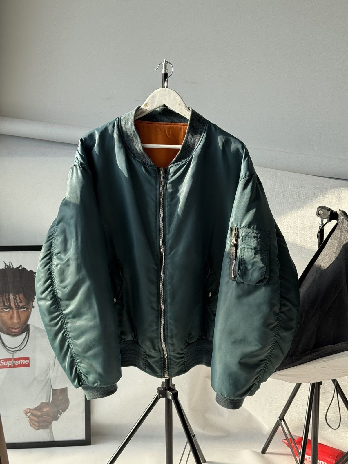 Vintage Vintage Boxy Faded MA1 Bomber Jacket Alpha Industries Style Size US L / EU 52-54 / 3 - 14 Thumbnail