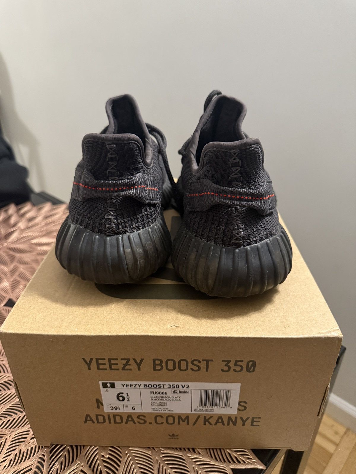 Adidas Adidas Yeezy 350v2 Size US 6.5 / EU 39-40 - 3 Thumbnail