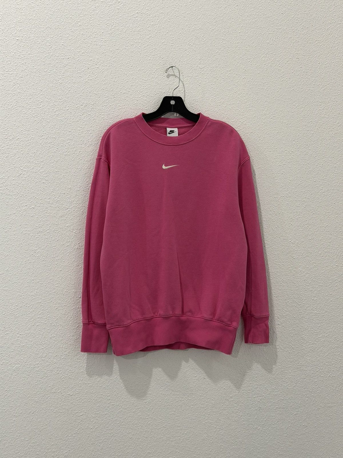 Nike Nike Center Swoosh Bubblegum Pink Oversized Crewneck XXS Size XXS / US 00 / IT 34 - 1 Thumbnail