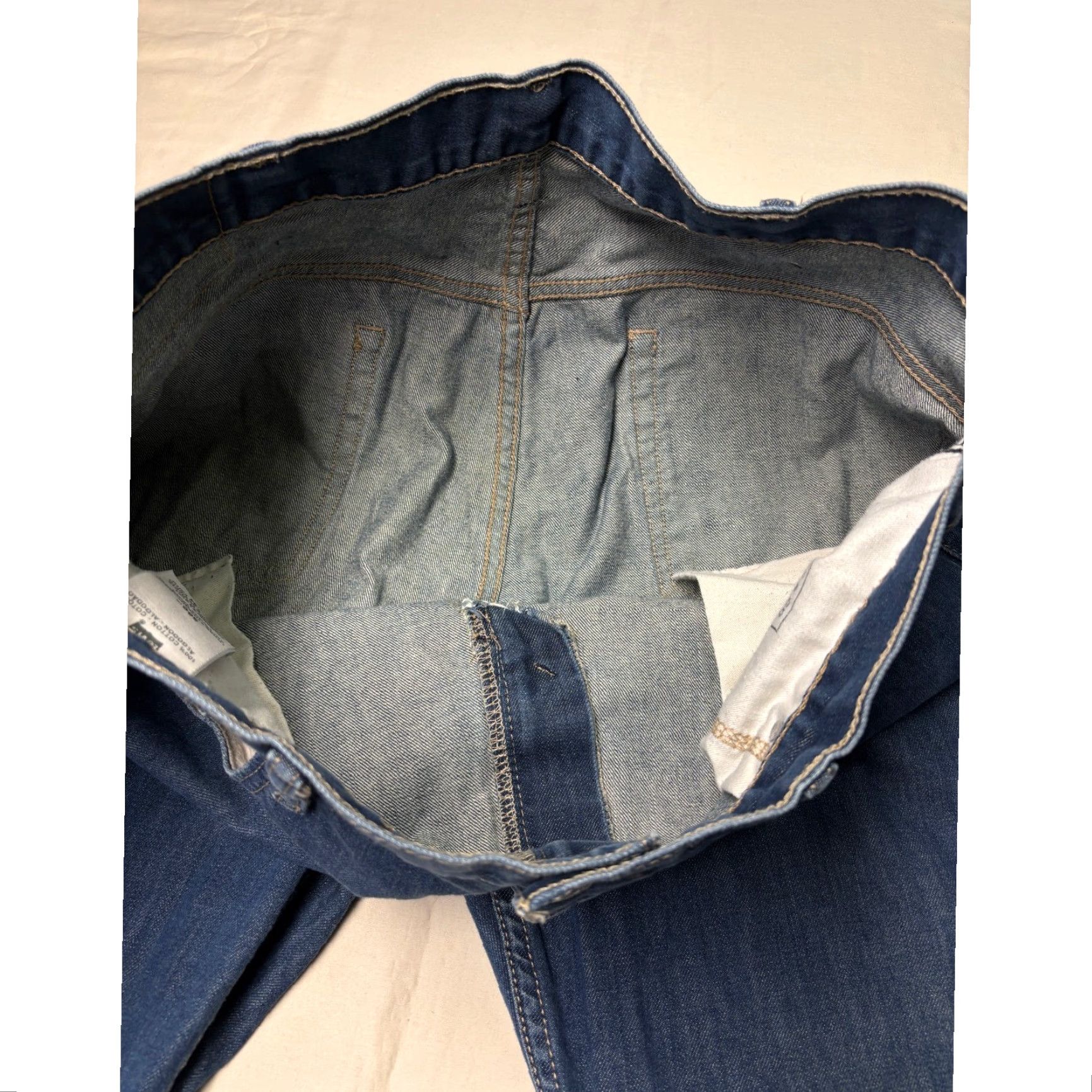 Levi's Levi's 569 Jeans Dark Wash Mens 38x34 Relaxed Straight 5-Pocket Denim Cotton Zip Button Logo Zipper Vintage No Size US 38 / EU 54 - 4 Thumbnail
