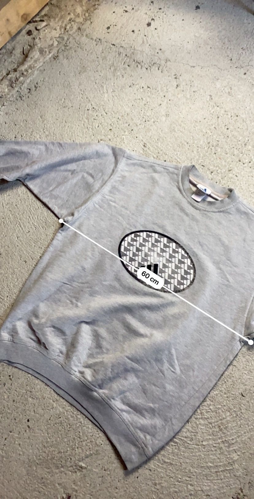 Adidas Adidas vintage sweatshirt central logo boxy oversized Size US L / EU 52-54 / 3 - 10 Thumbnail