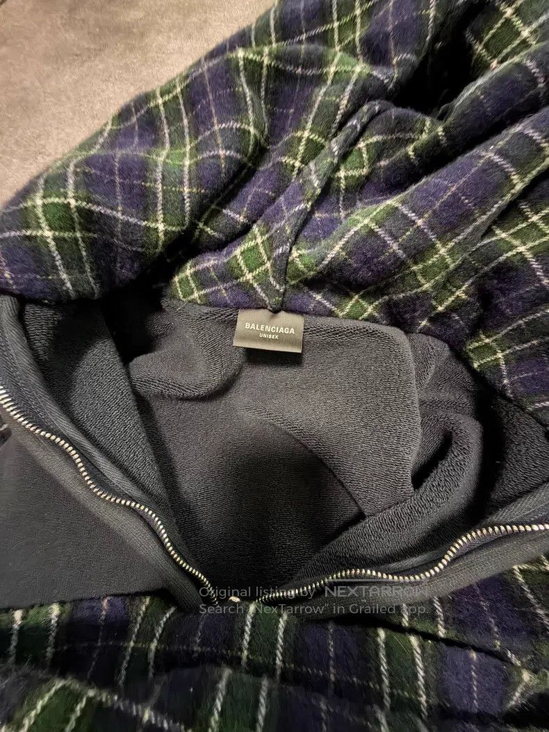 Balenciaga Balenciaga Scarf Hooded Two-Piece Hooded Sweatshirt Size US S / EU 44-46 / 1 - 4 Thumbnail