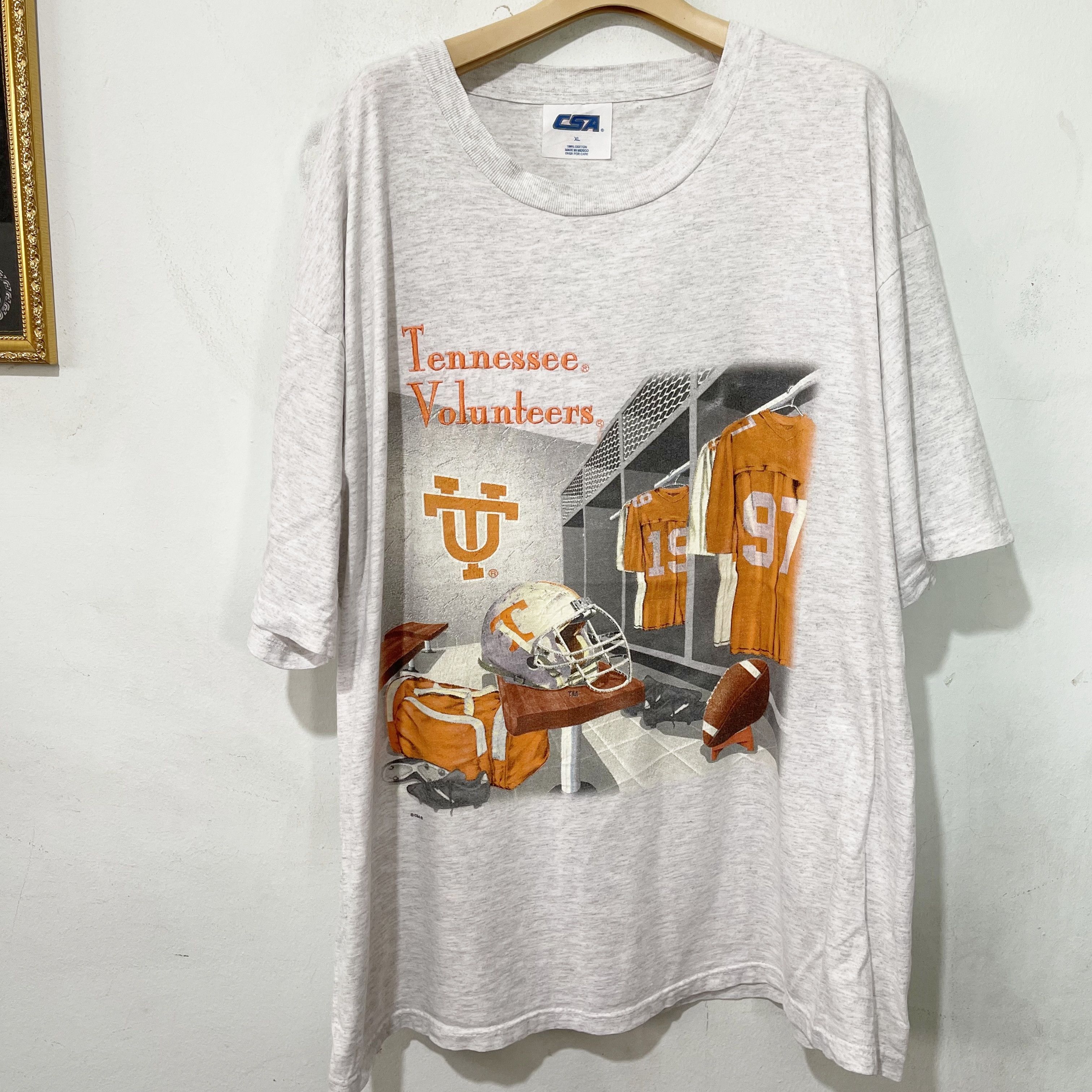 NCAA Vintage 90s Tennessee Football Shirt Size US XL / EU 56 / 4 - 1 Thumbnail